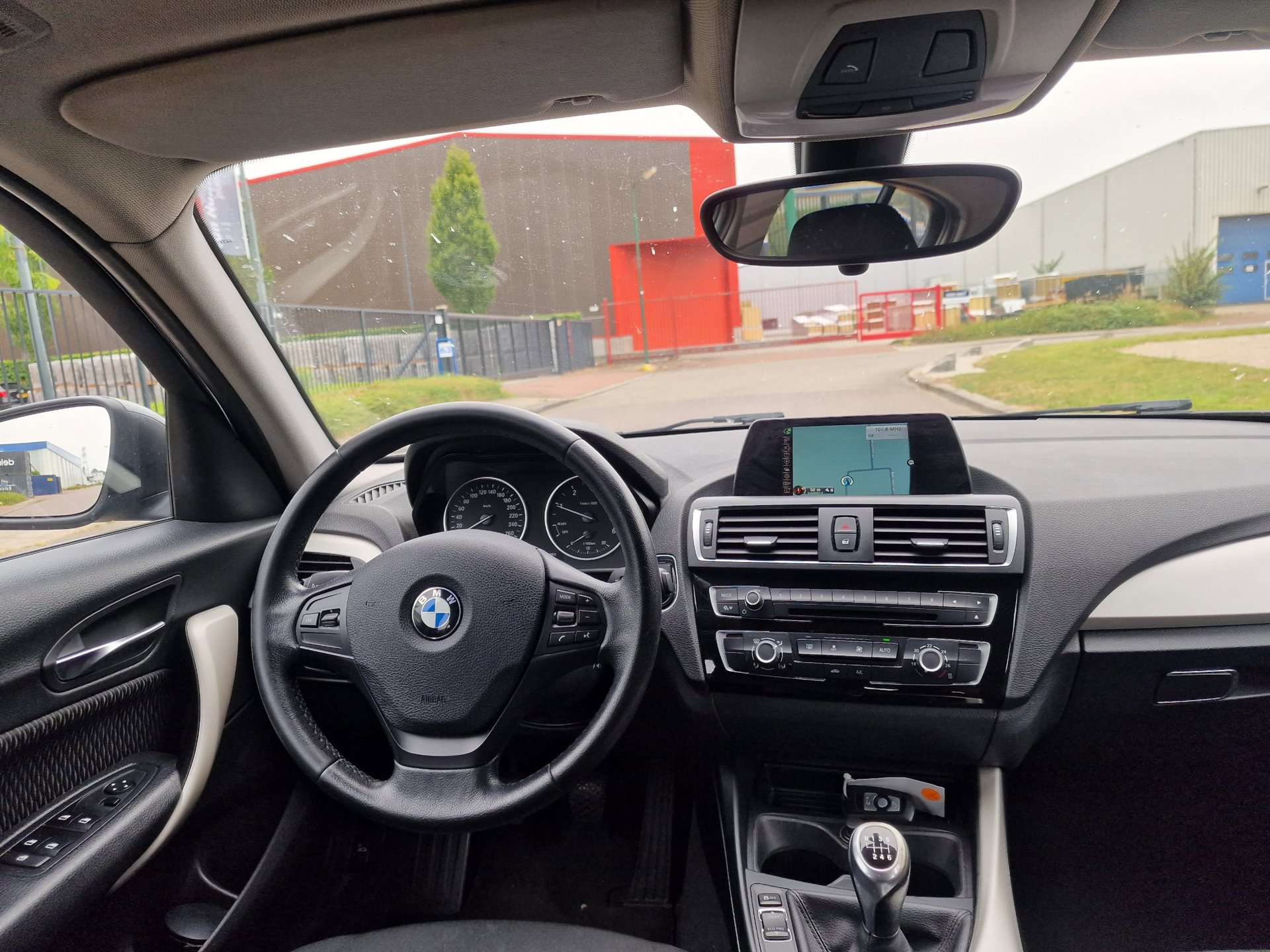 Foto van BMW 116d Efficient Dynamics