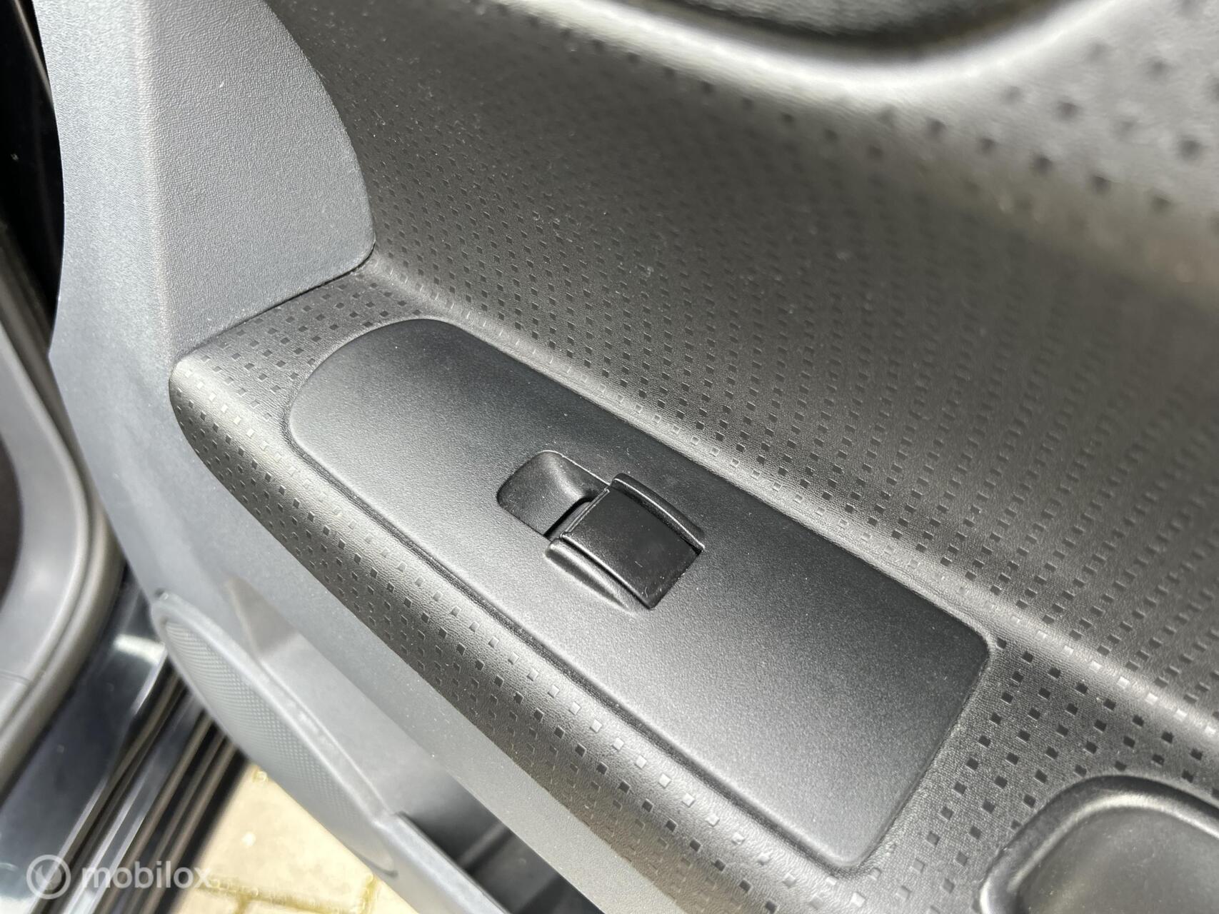 Foto van Mitsubishi Mitsubishi Colt