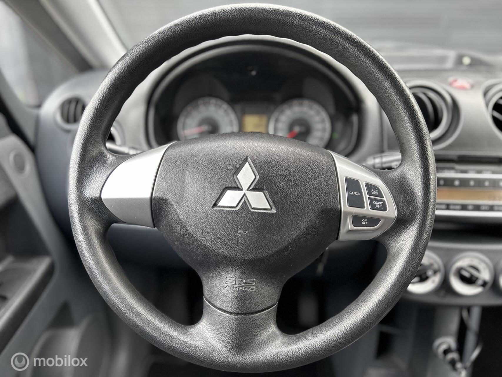 Foto van Mitsubishi Mitsubishi Colt