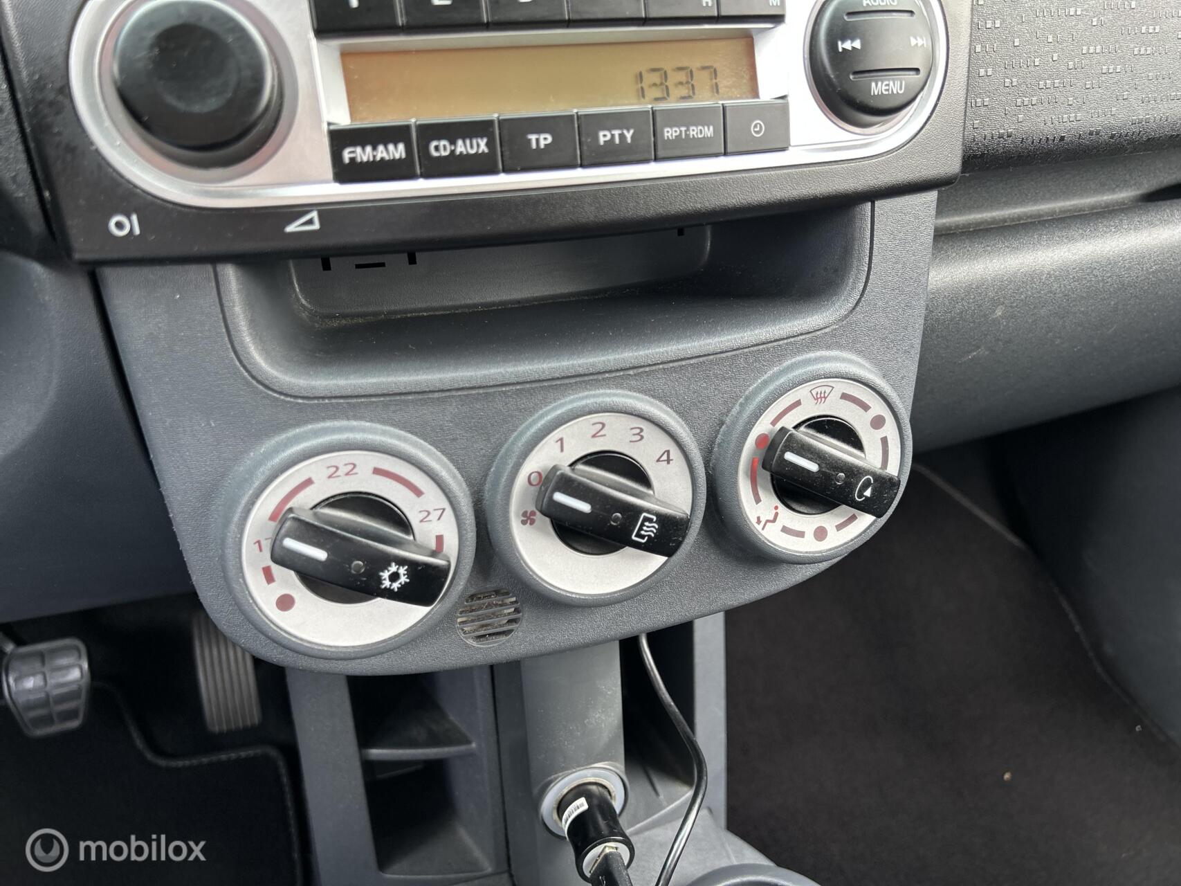 Foto van Mitsubishi Mitsubishi Colt