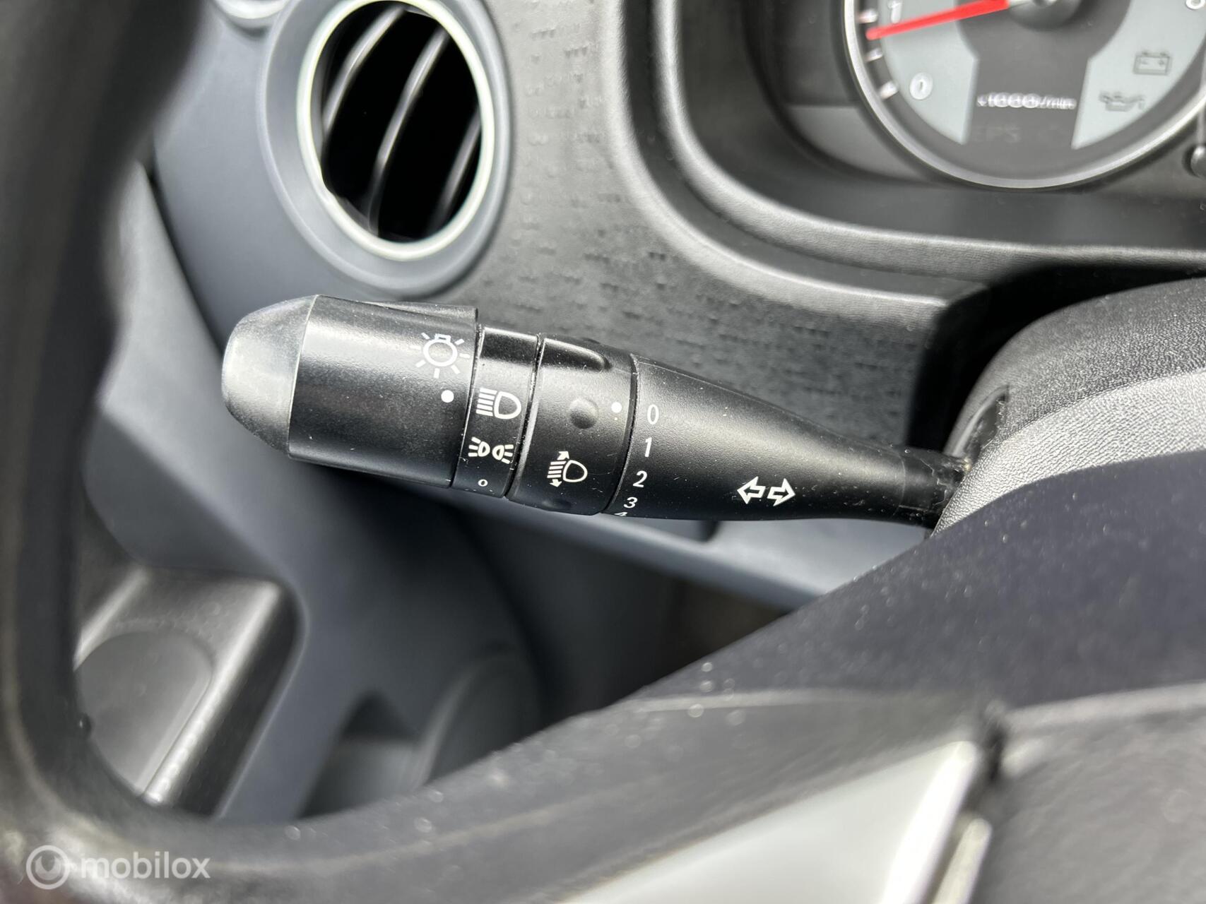 Foto van Mitsubishi Mitsubishi Colt