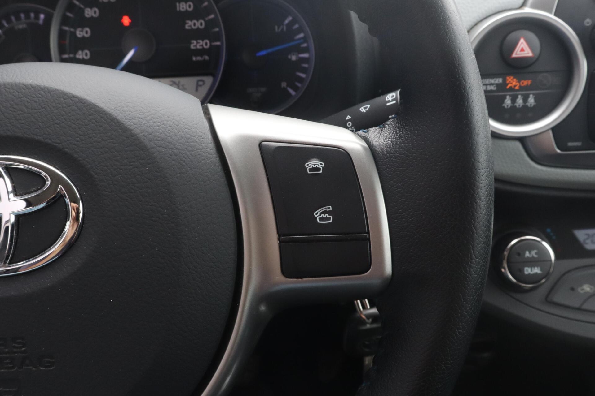 Foto van Toyota Toyota Yaris Hybrid