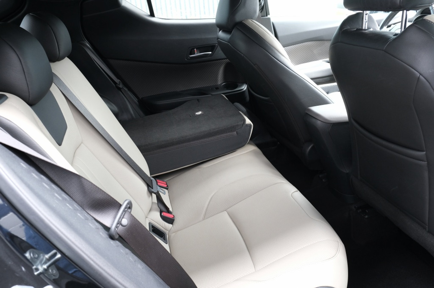 Foto van Toyota Toyota C-hr