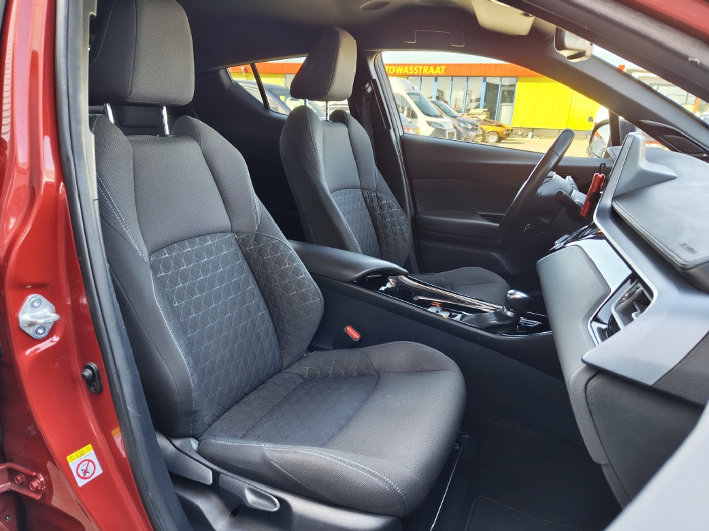 Foto van Toyota Toyota C-hr