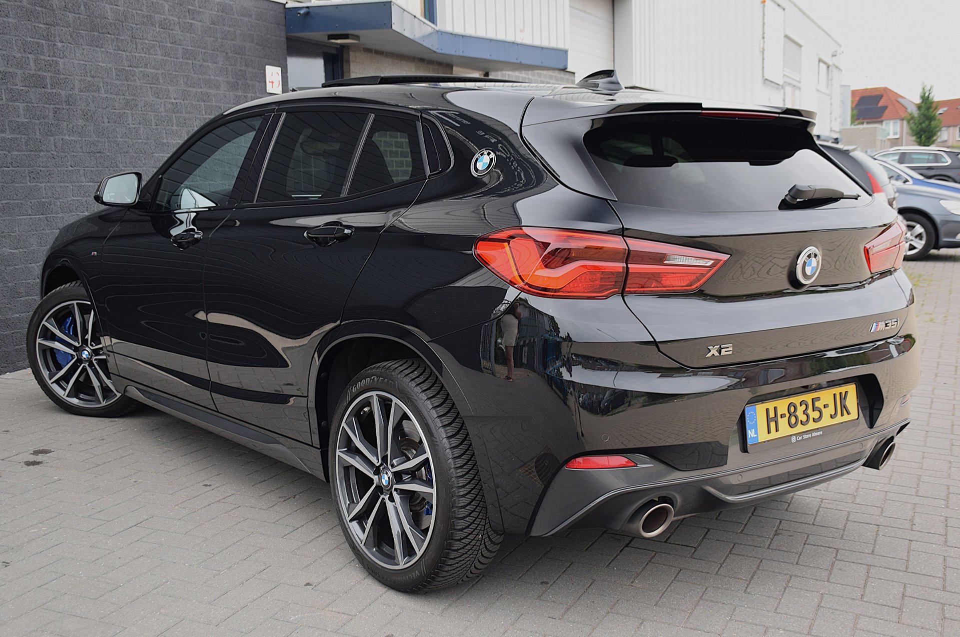 Foto van BMW X2 M35i