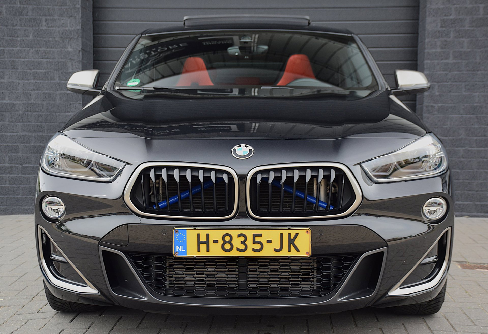 Foto van BMW X2 M35i