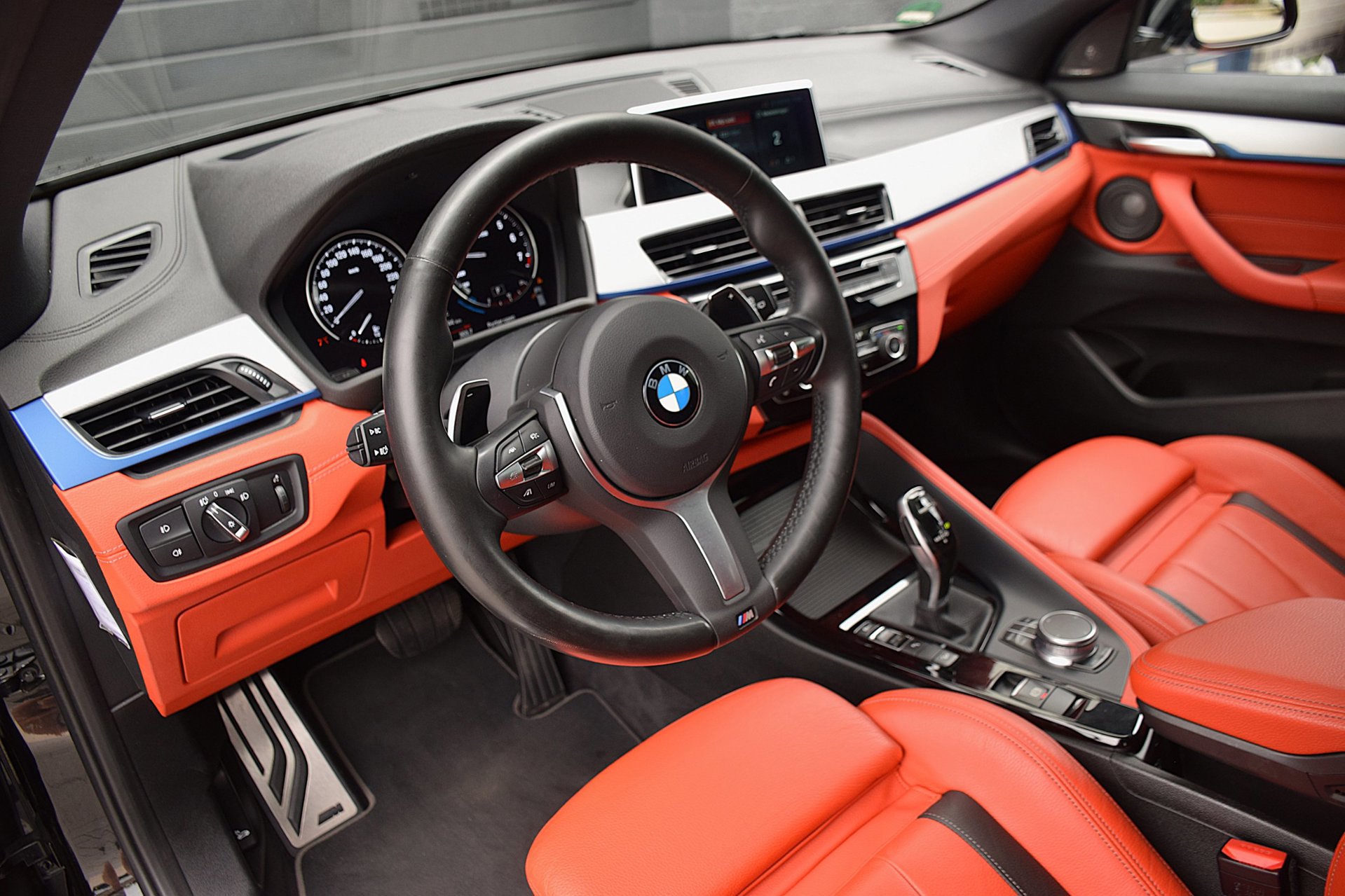 Foto van BMW X2 M35i