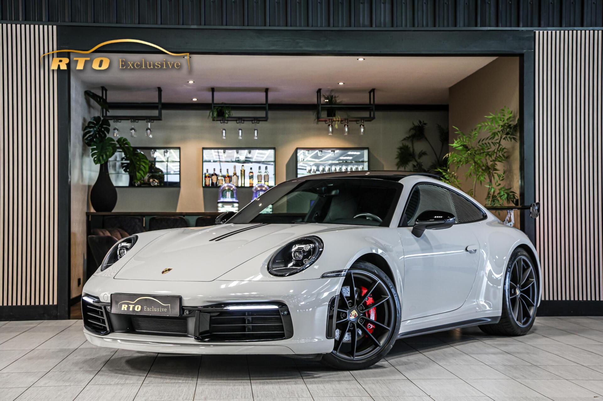 Porsche 911 Carrera S 3.0 Carrera S| Techart | Akrapovic | Pano | Chrono 2019 - voorkant