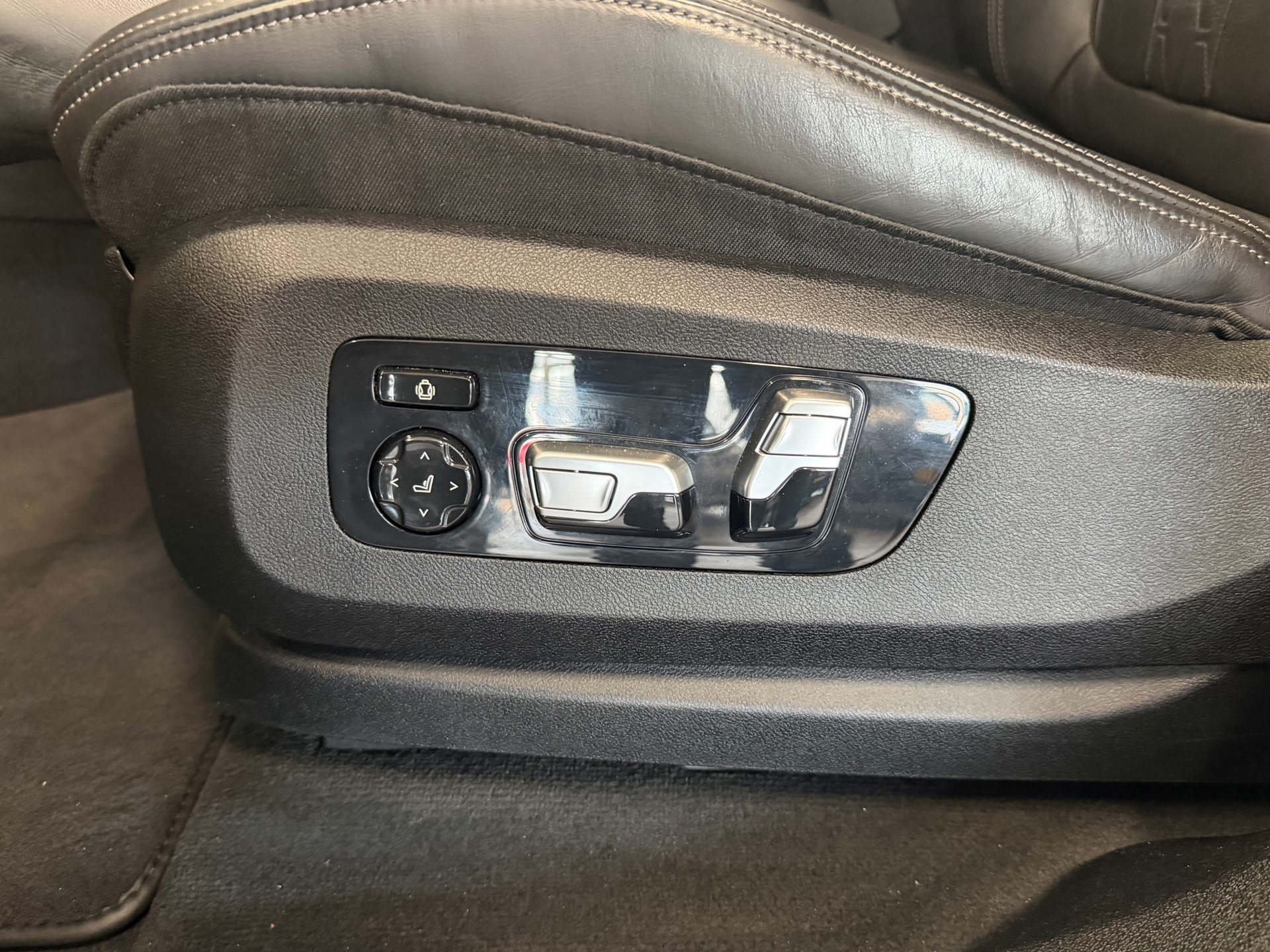 Foto van BMW X6 Xdrive40i