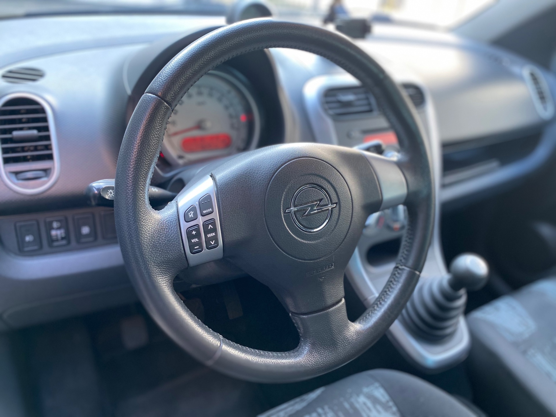 Foto van Opel Agila