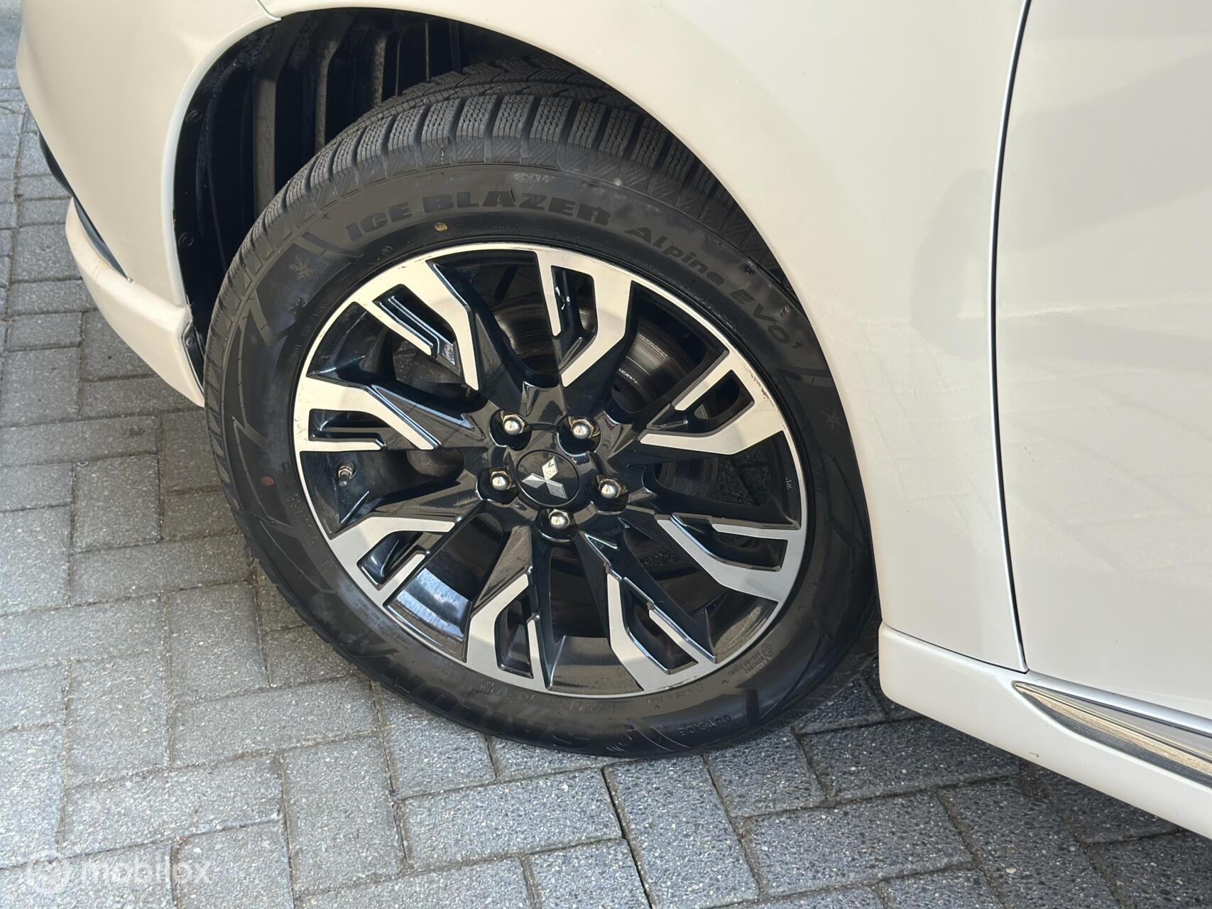 Foto van Mitsubishi Mitsubishi Outlander