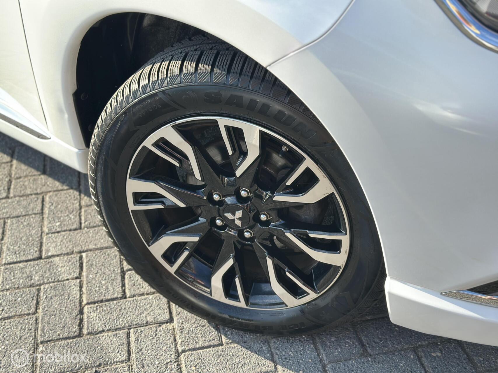 Foto van Mitsubishi Mitsubishi Outlander