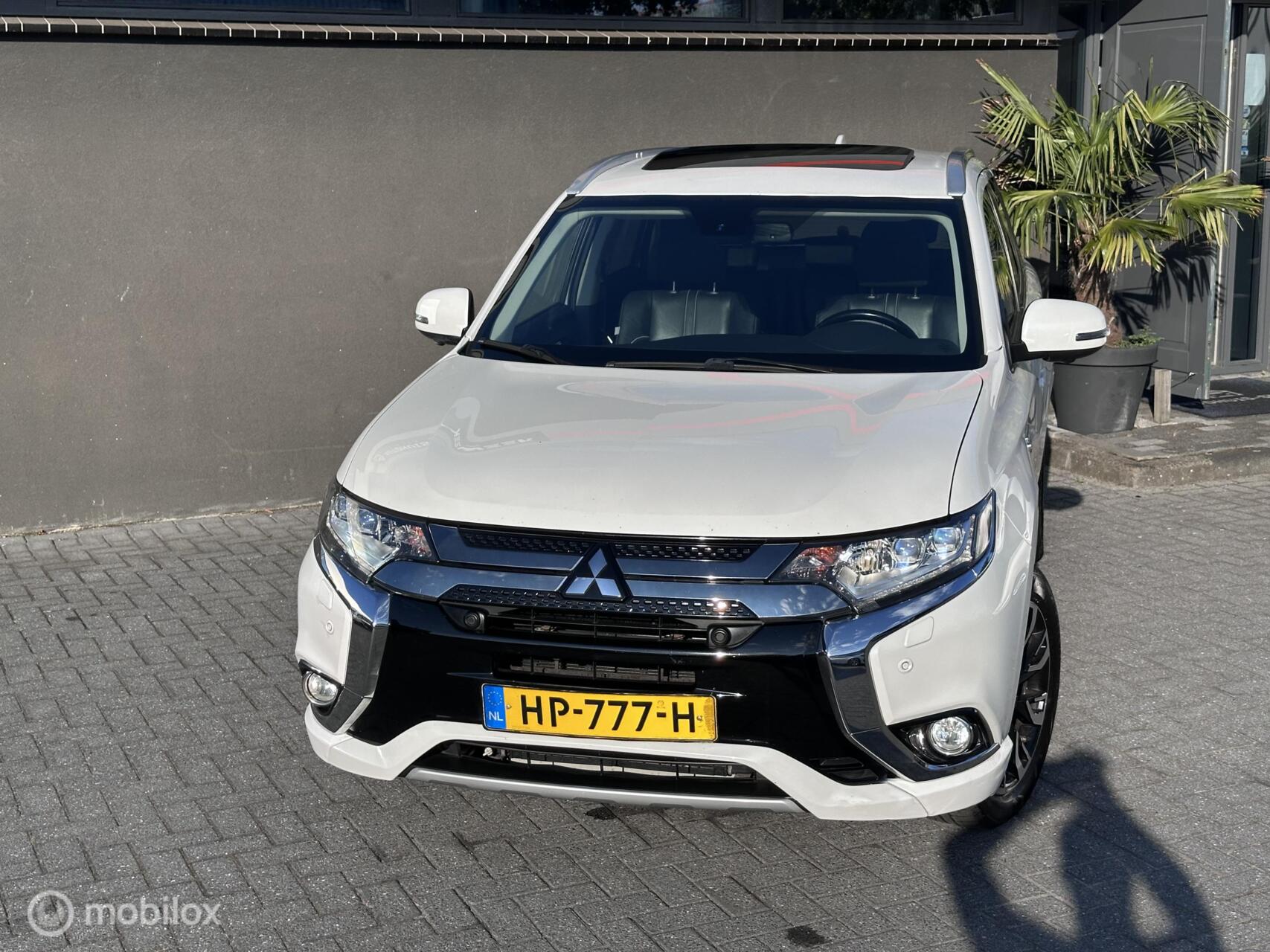 Foto van Mitsubishi Mitsubishi Outlander