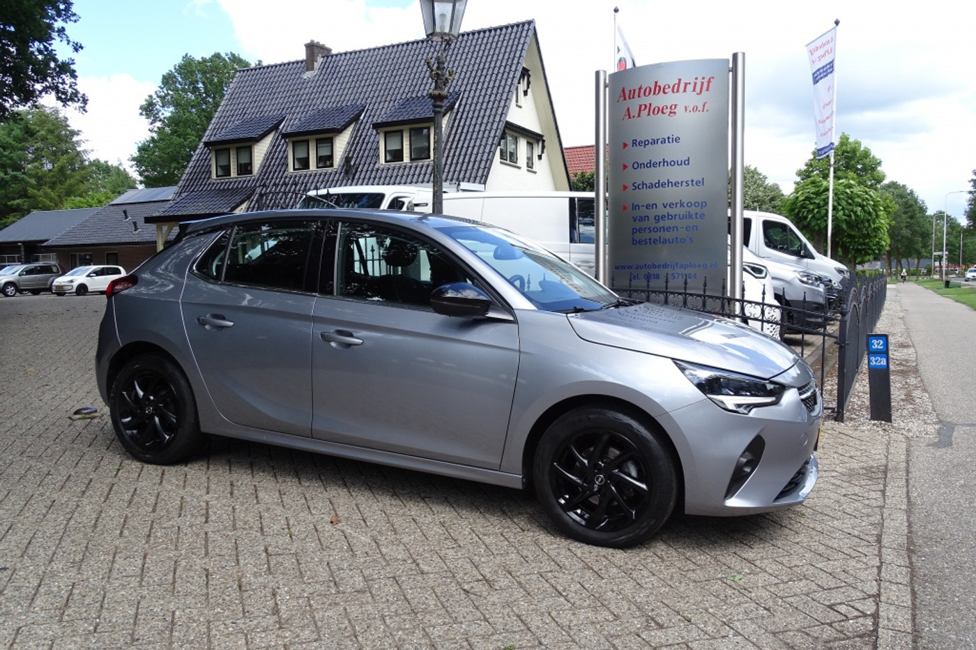 Opel Corsa 1.2 Elegance 2020 - voorkant