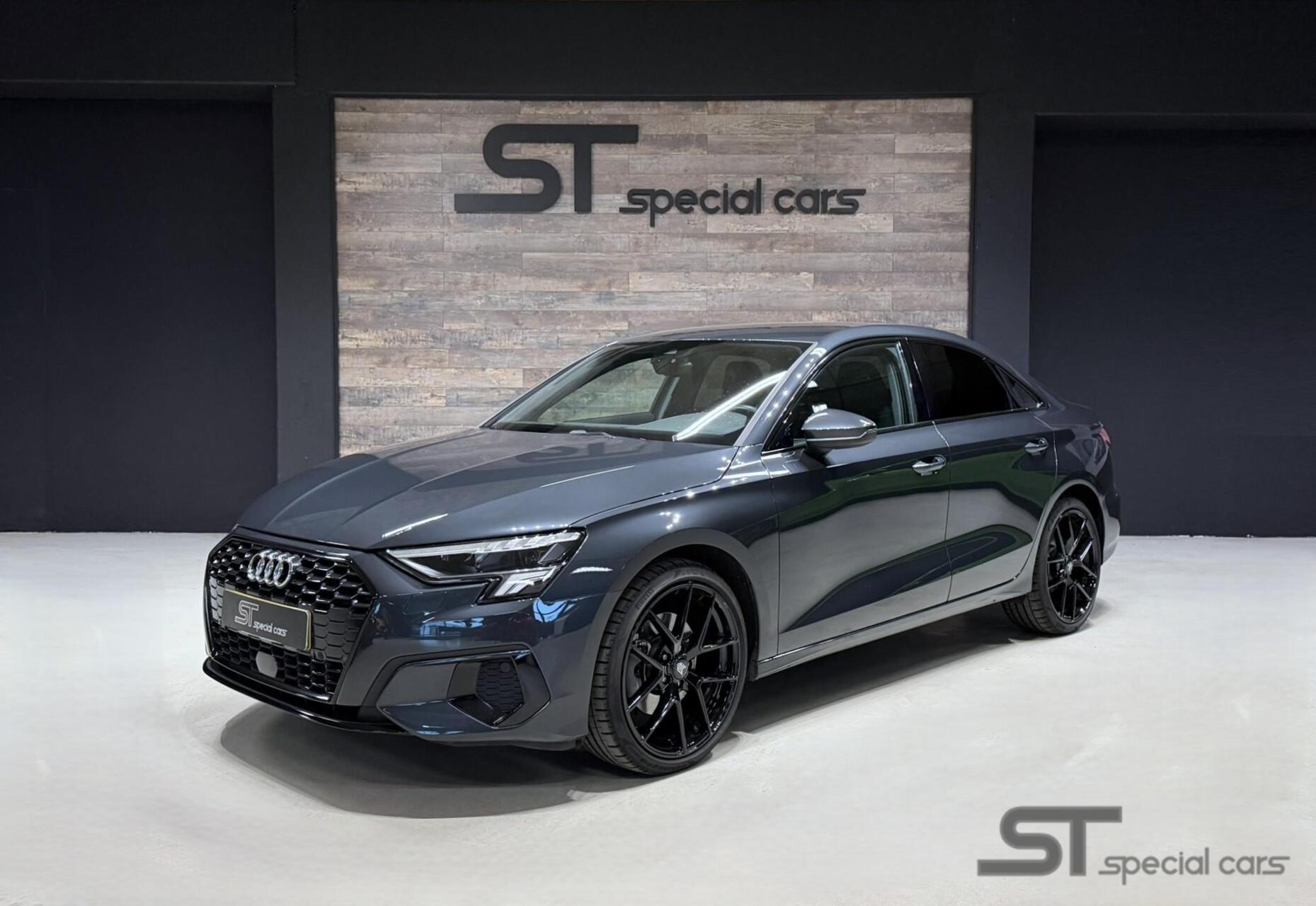 Audi A3 Limousine 35 TFSI Business edition|NAP|19 inch 2020 - voorkant