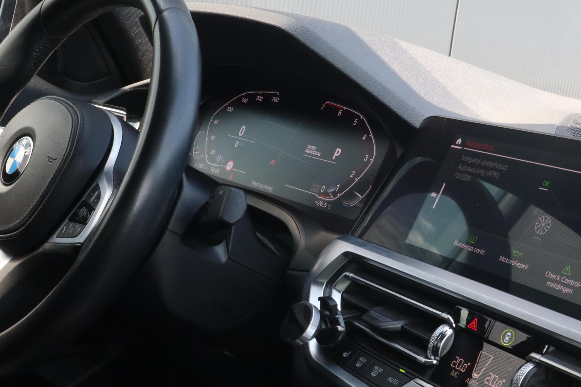 Foto van BMW 330i
