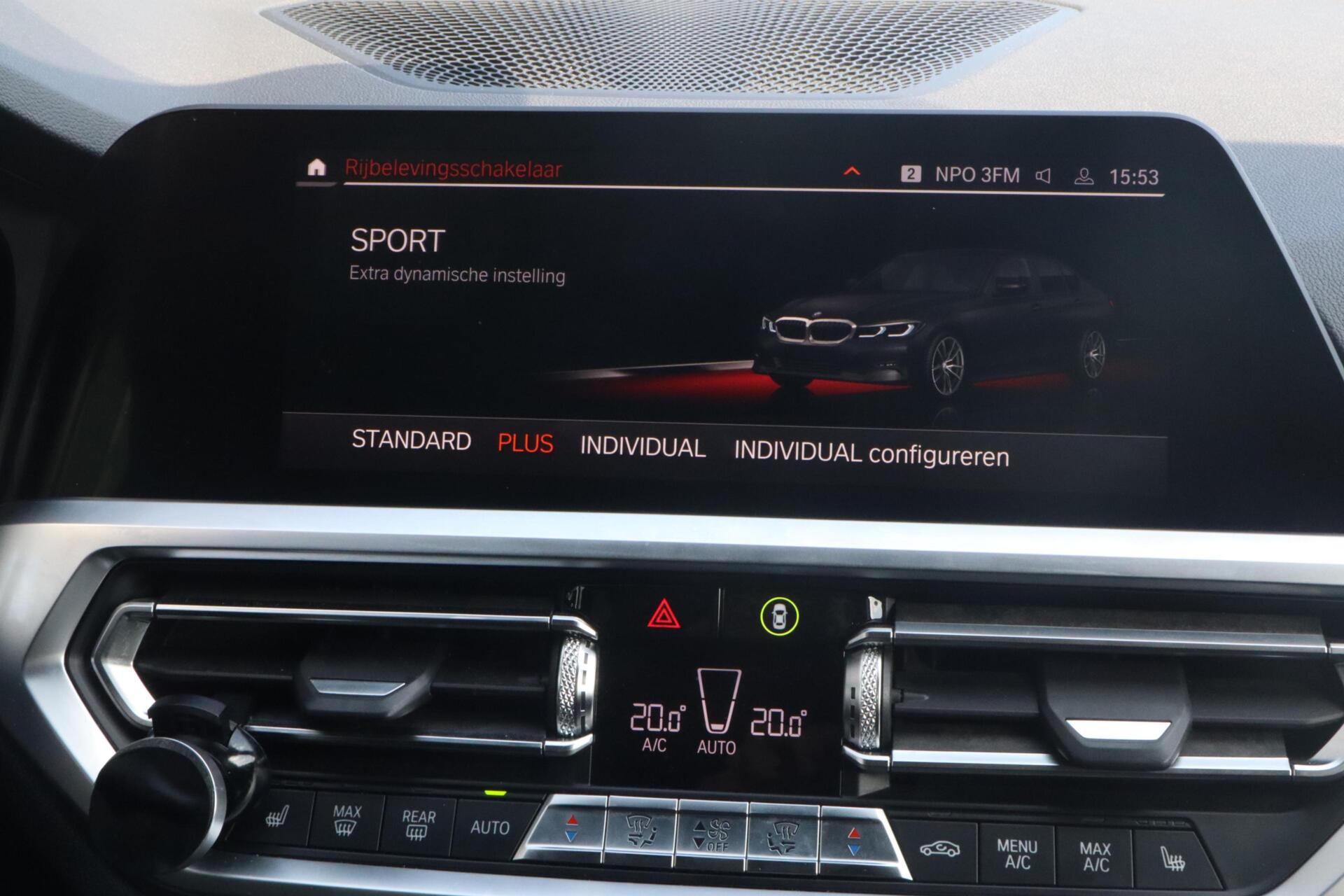 Foto van BMW 330i