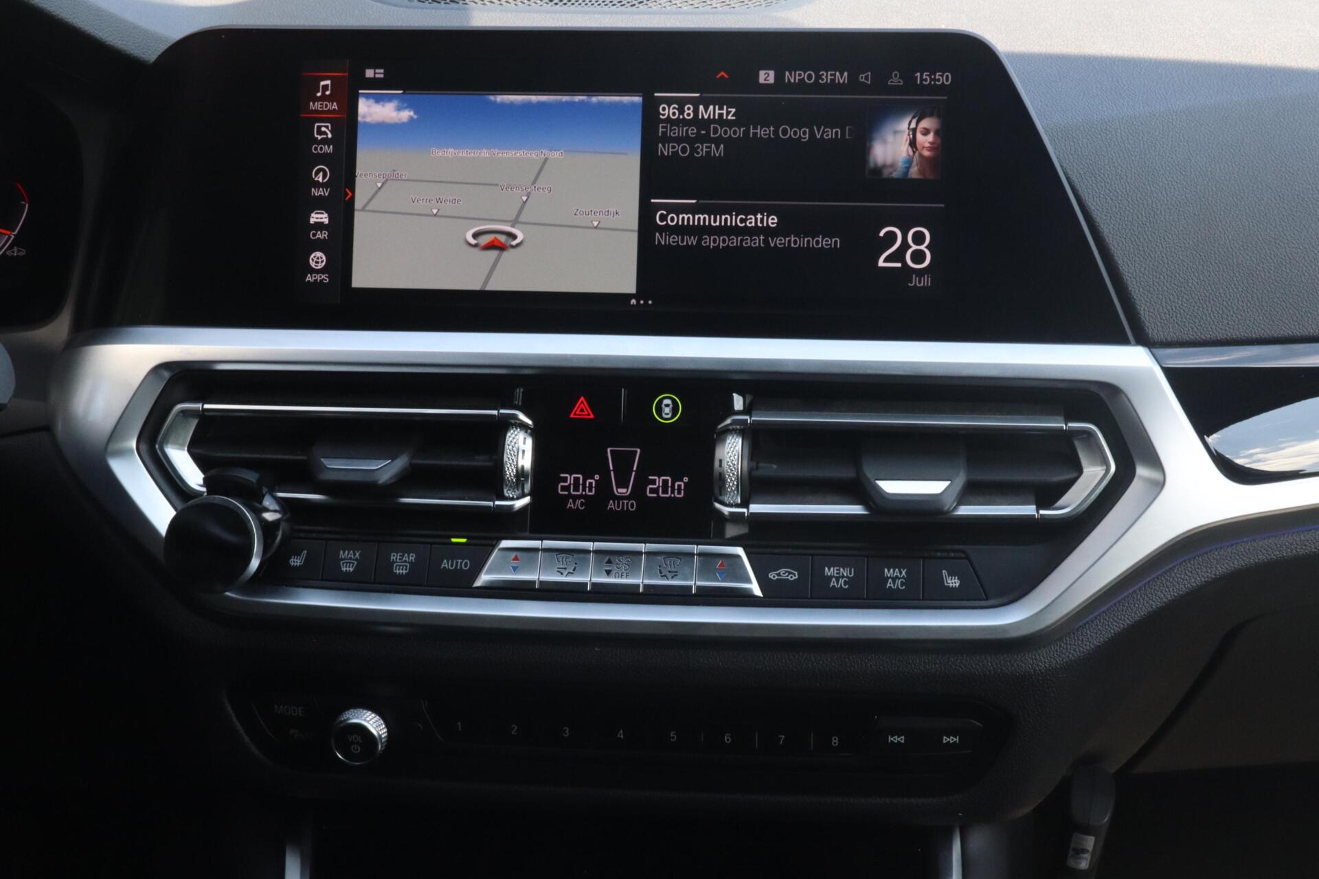 Foto van BMW 330i