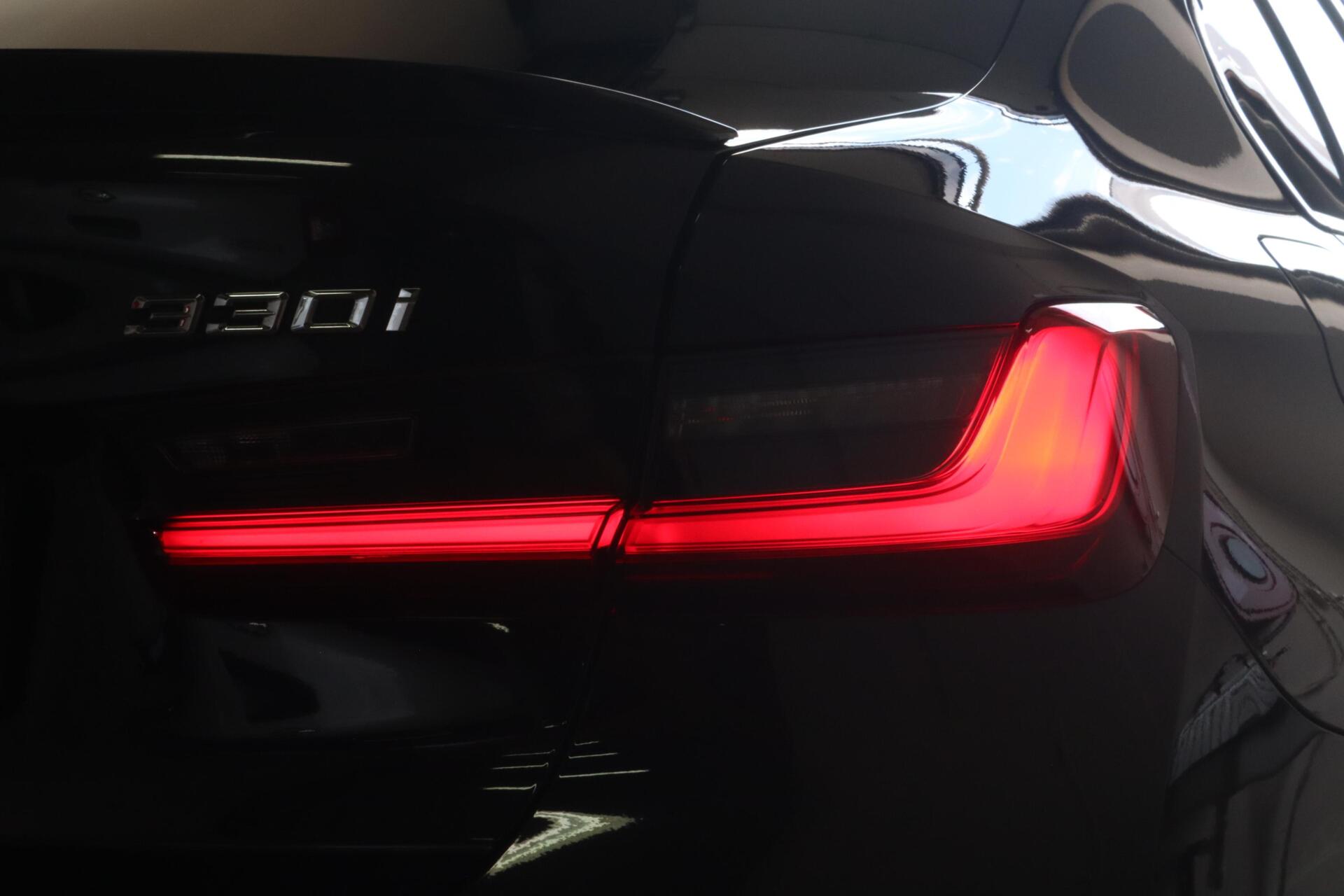 Foto van BMW 330i