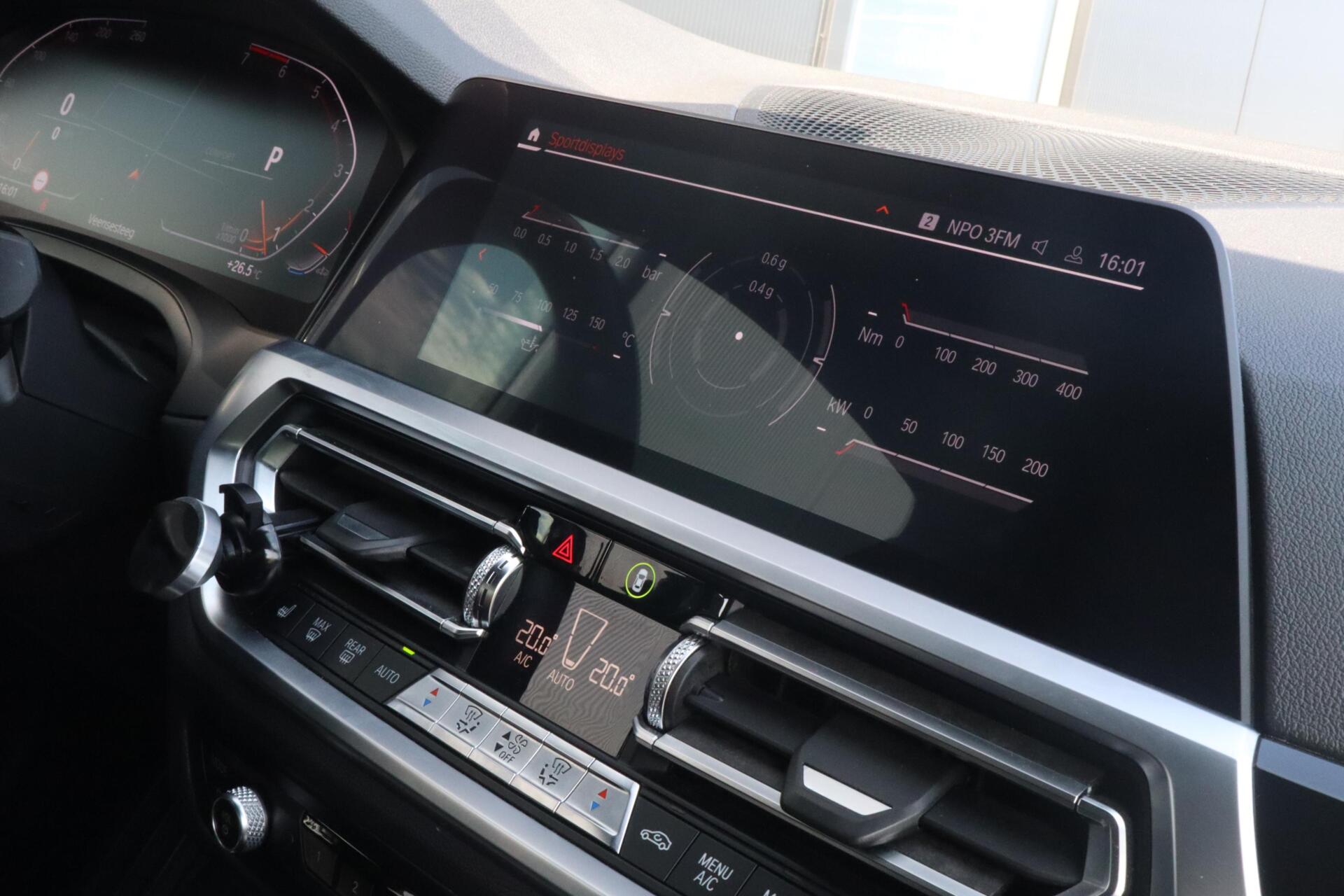 Foto van BMW 330i