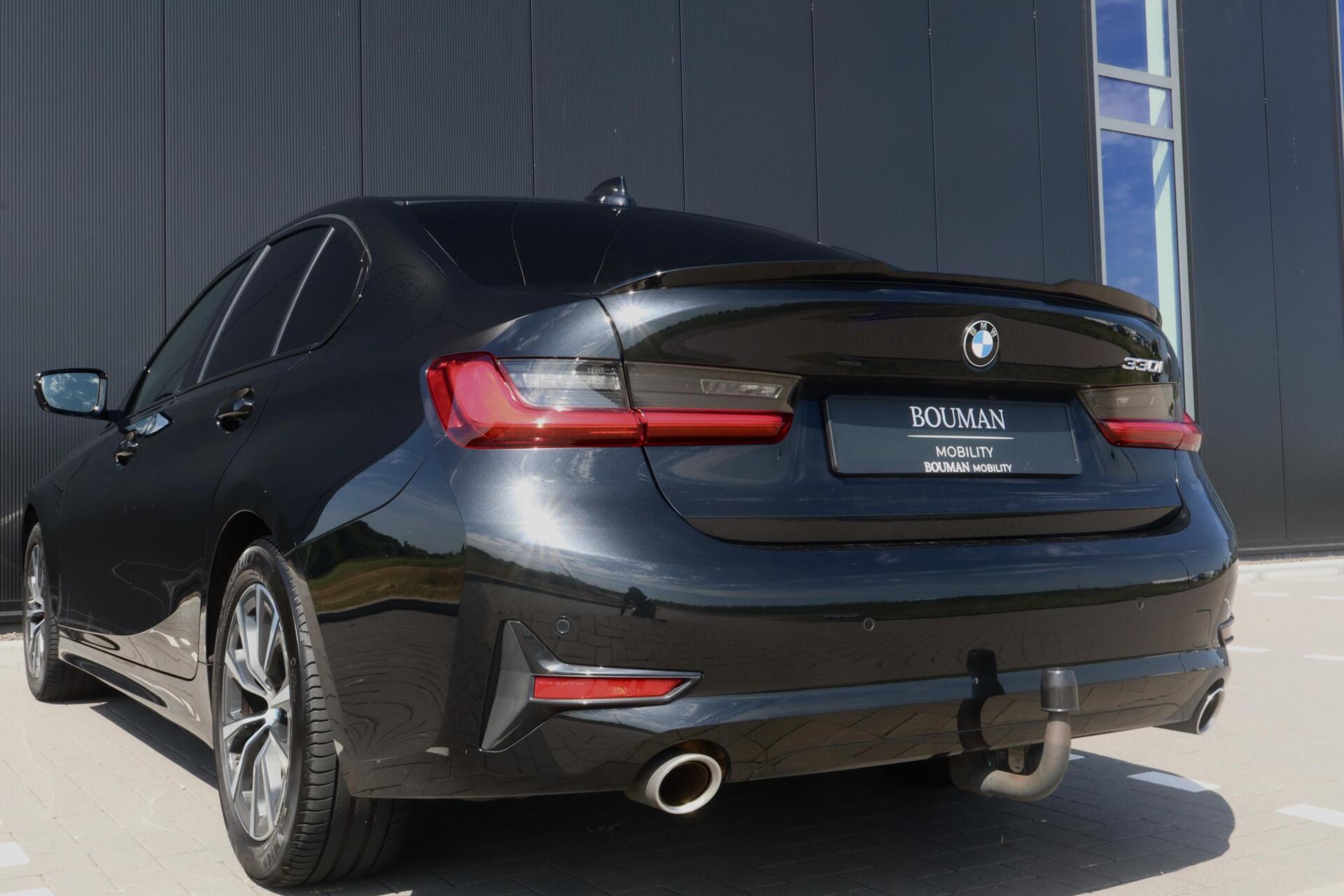 Foto van BMW 330i
