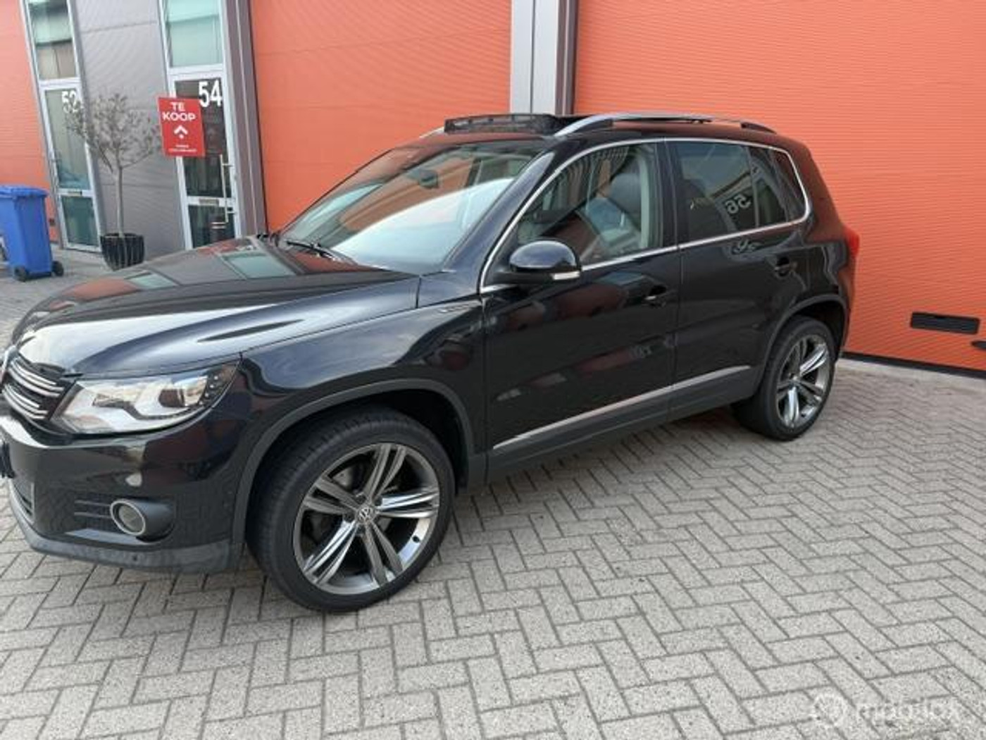 Volkswagen Tiguan 2.0 TSI Sport&Style 4Motion AUTOMAAT 2011 - voorkant