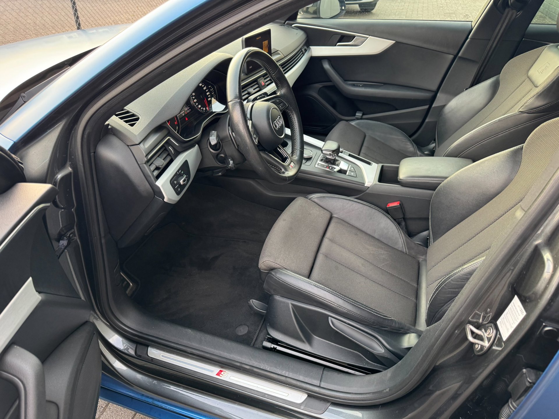 Foto van Audi A4 Limousine