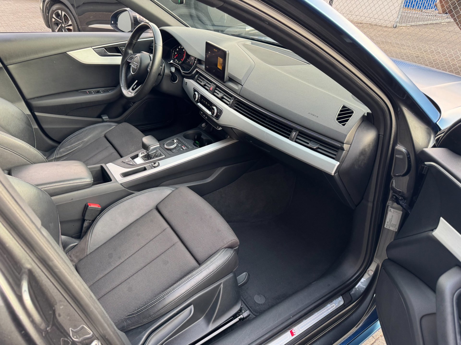 Foto van Audi A4 Limousine