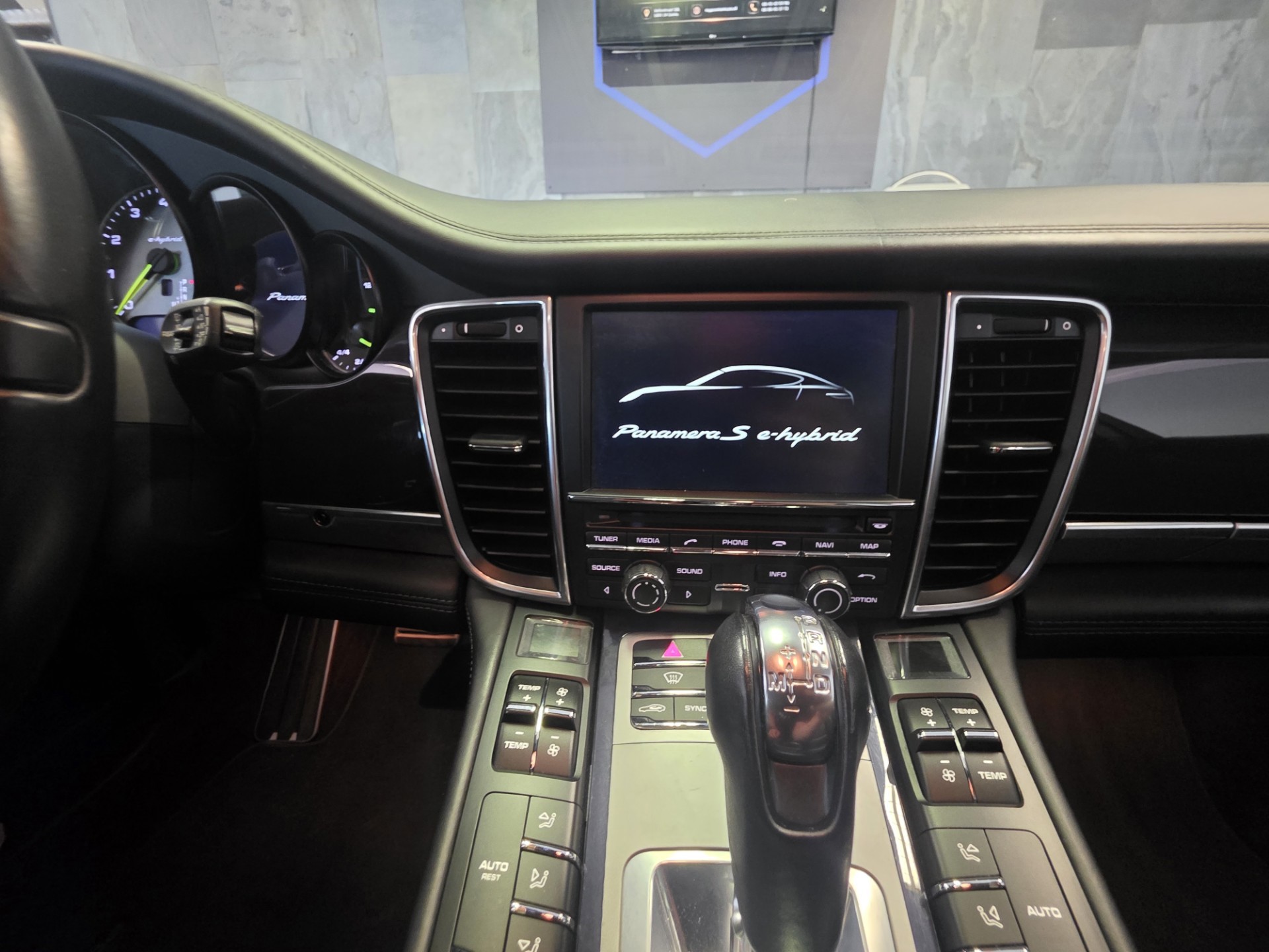 Foto van Porsche Panamera S E-hybrid