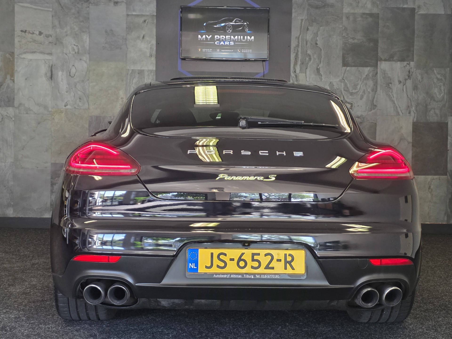 Foto van Porsche Panamera S E-hybrid