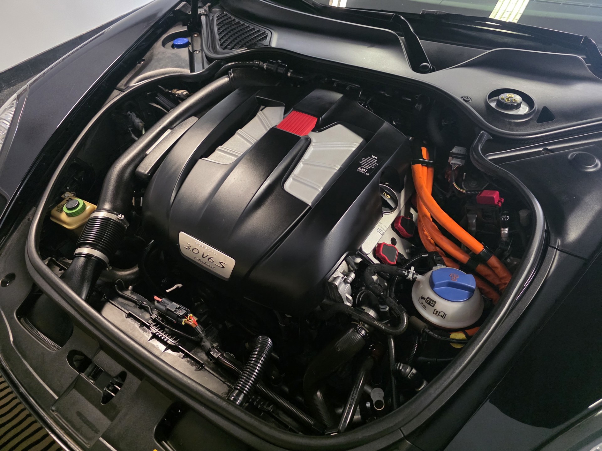 Foto van Porsche Panamera S E-hybrid