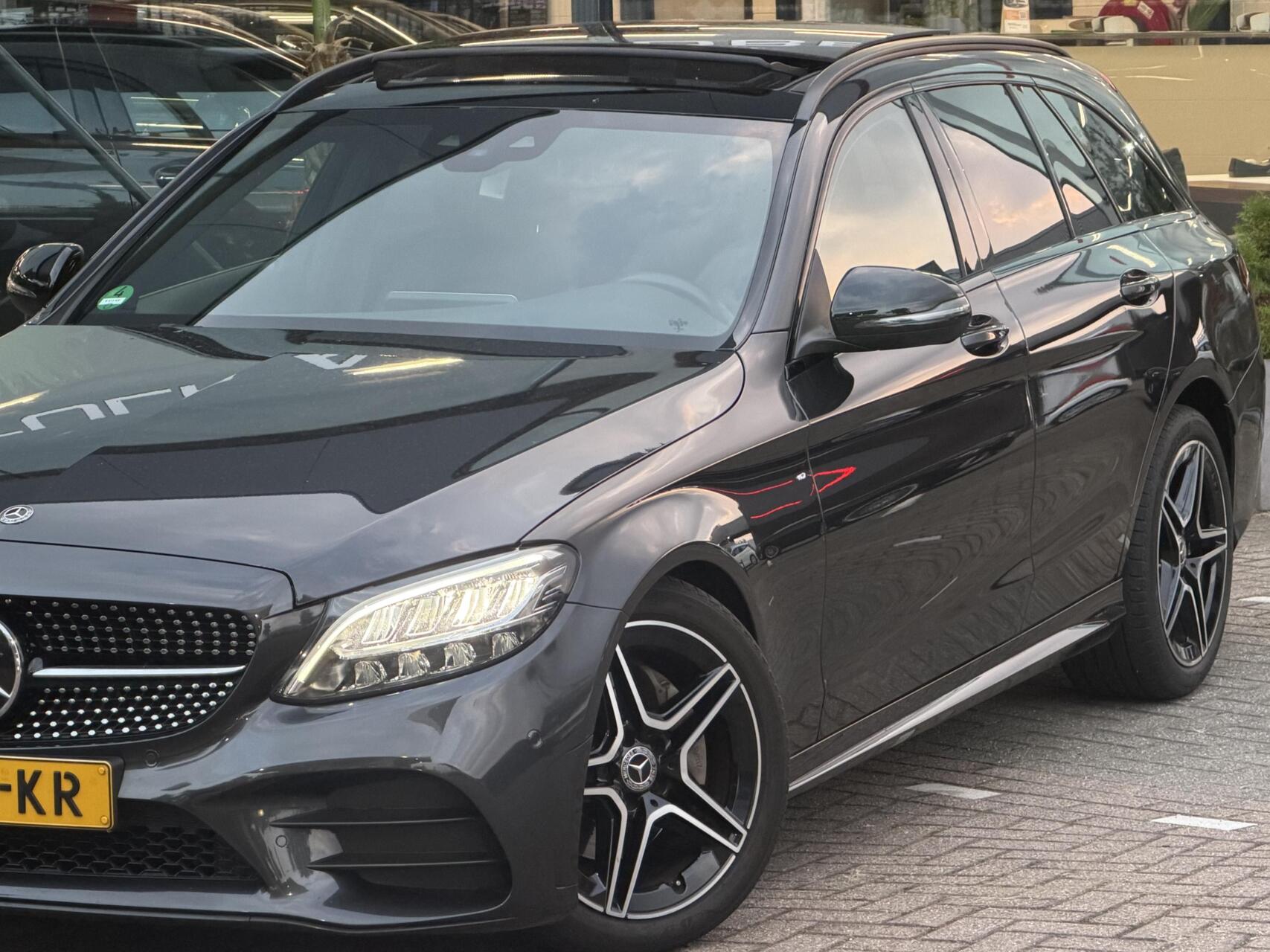 Foto van Mercedes-Benz C 180
