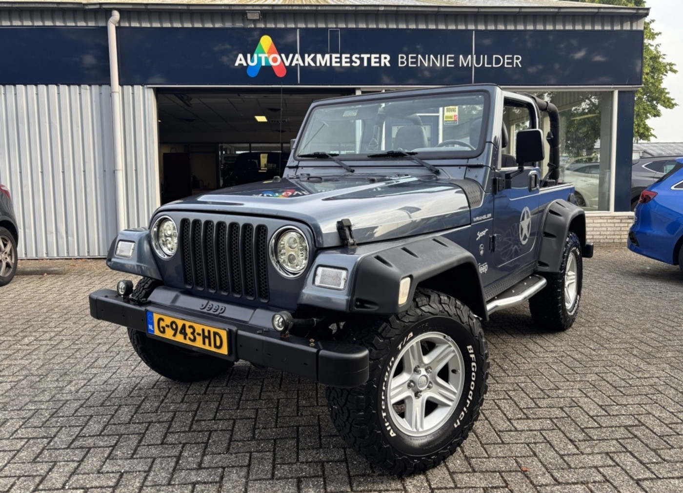 Jeep Wrangler 2.5i Cabriolet HARDTOP / 4x4 / TREKHAAK 2001 - voorkant