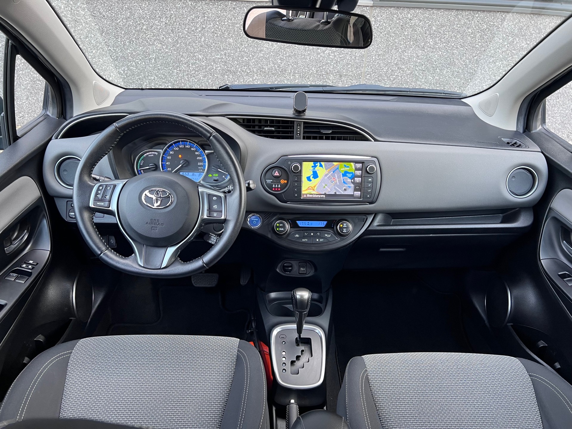 Foto van Toyota Toyota Yaris Hybrid