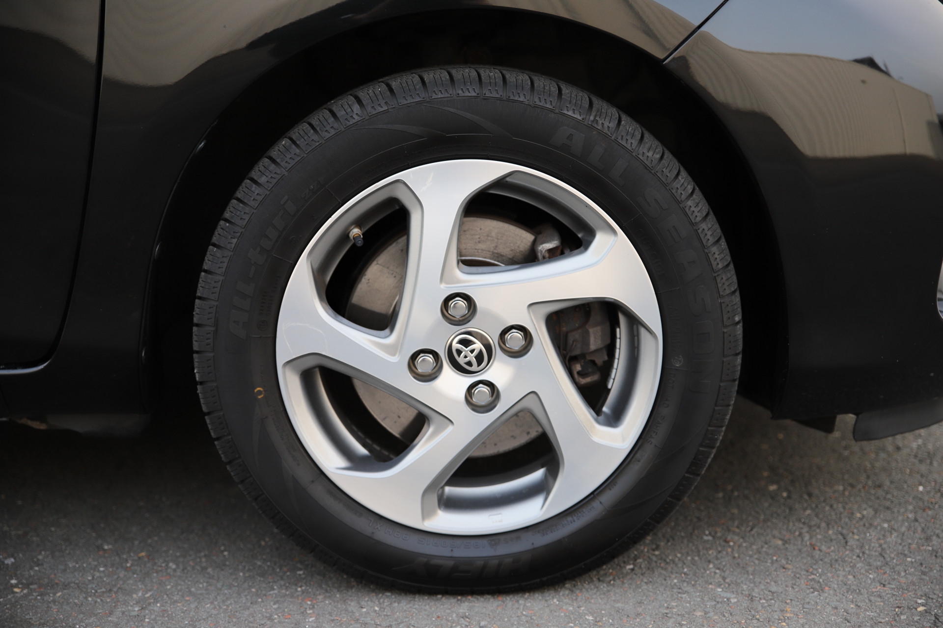Foto van Toyota Toyota Yaris Hybrid
