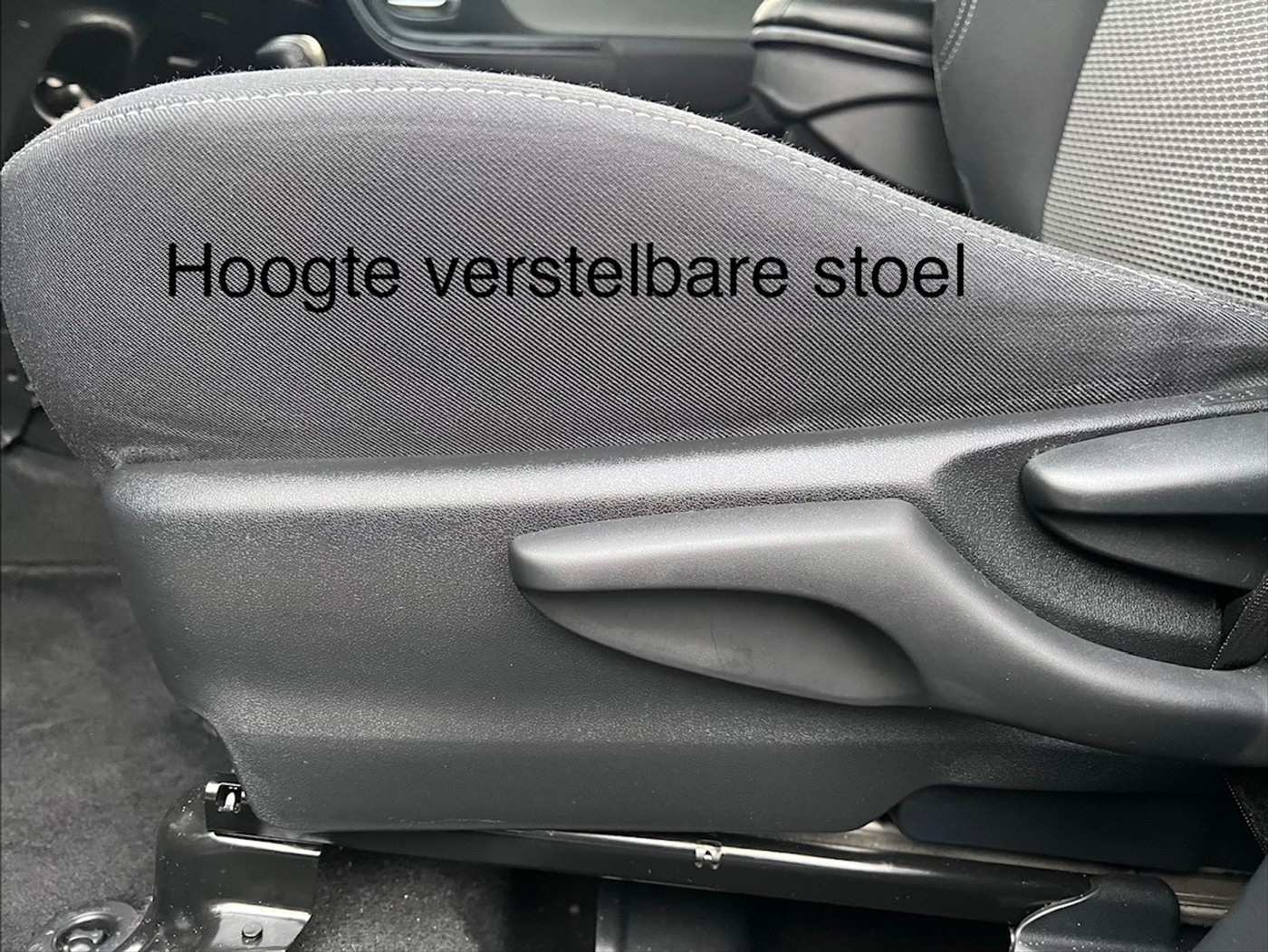 Foto van Toyota Toyota Yaris Hybrid