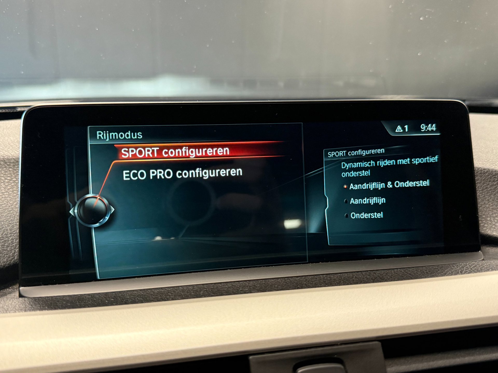 Foto van BMW 330e Iperformance