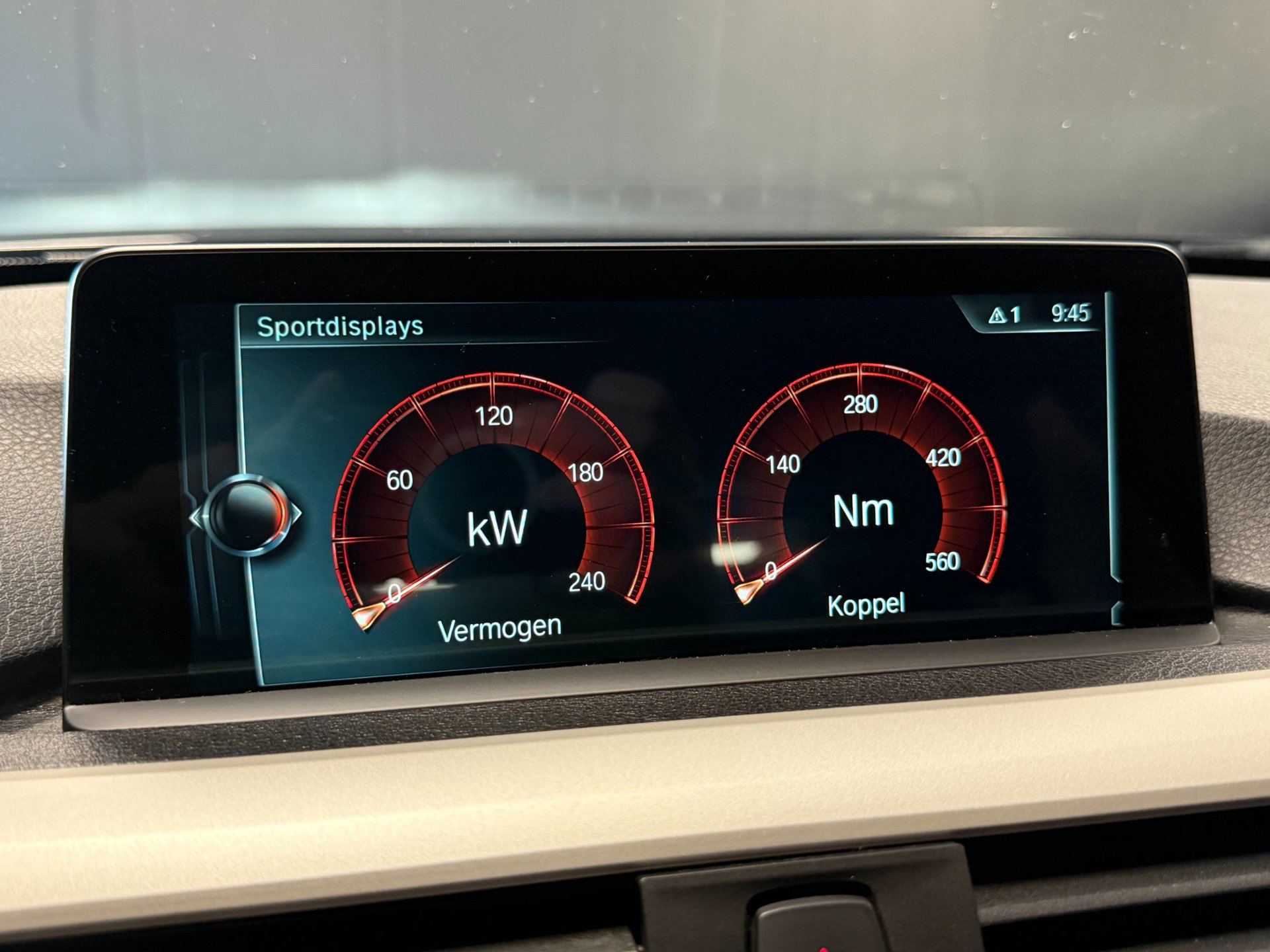 Foto van BMW 330e Iperformance