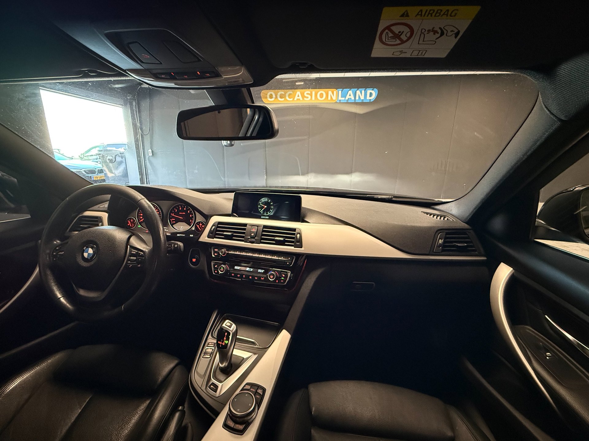 Foto van BMW 330e Iperformance