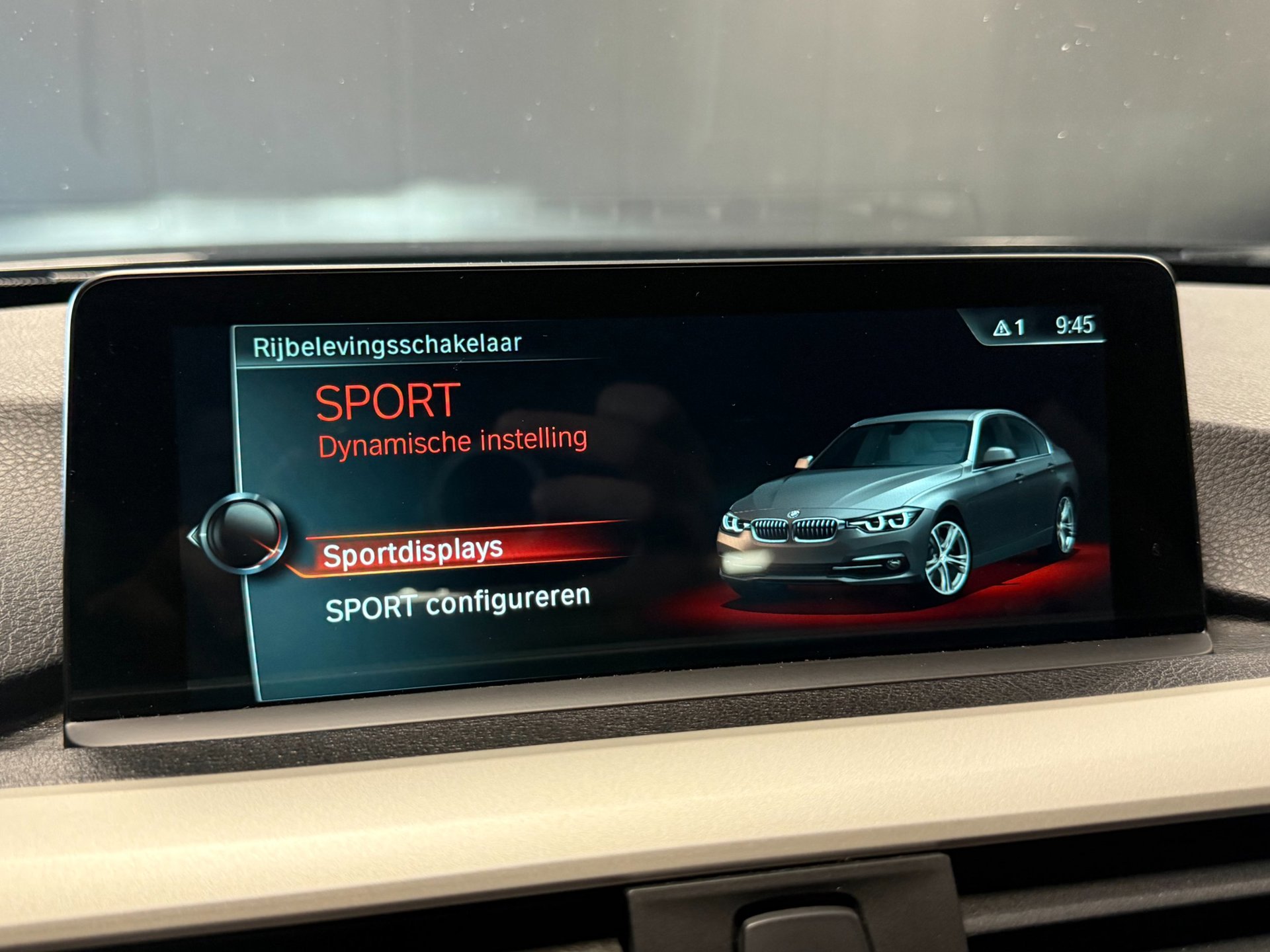 Foto van BMW 330e Iperformance