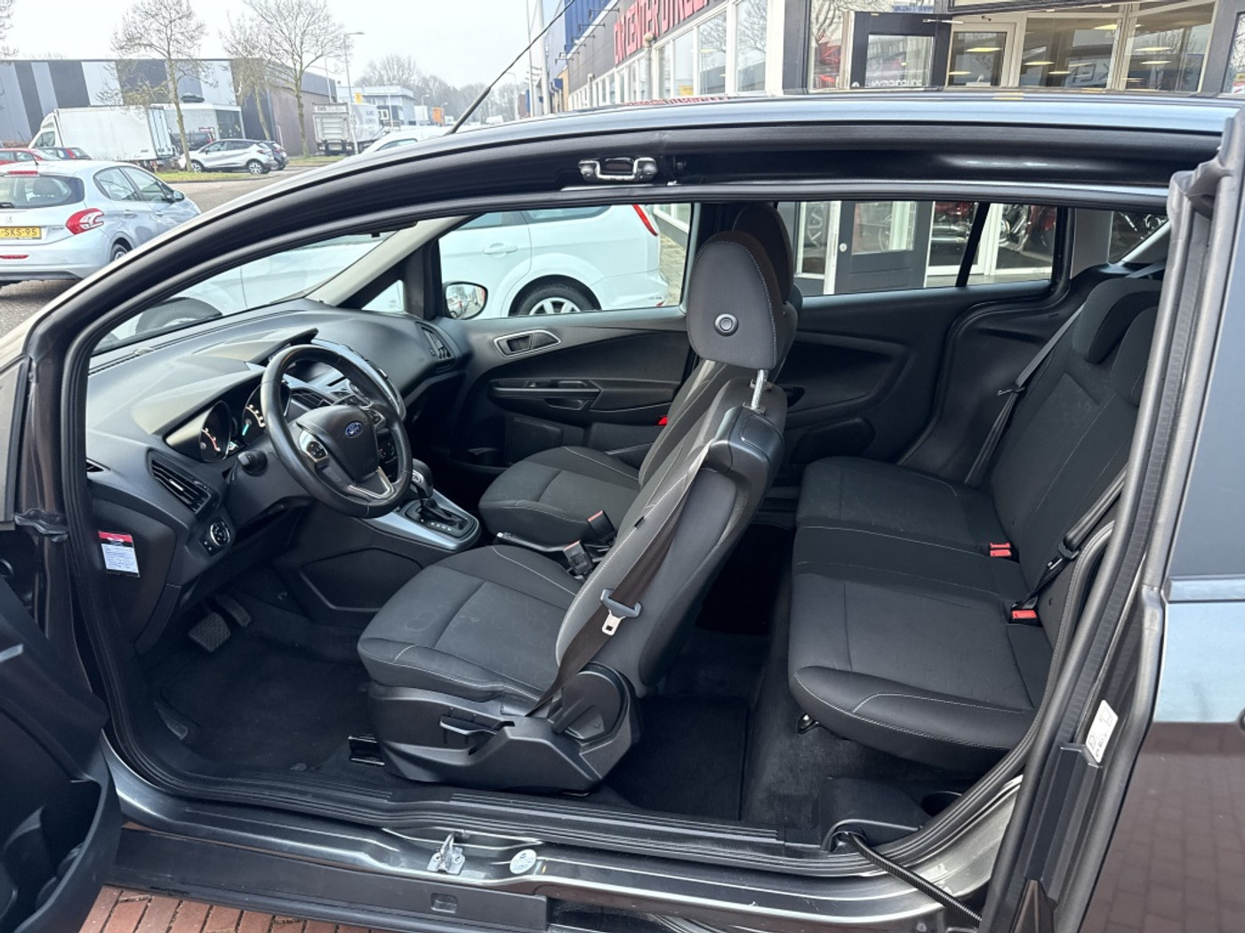 Foto van Ford B-max