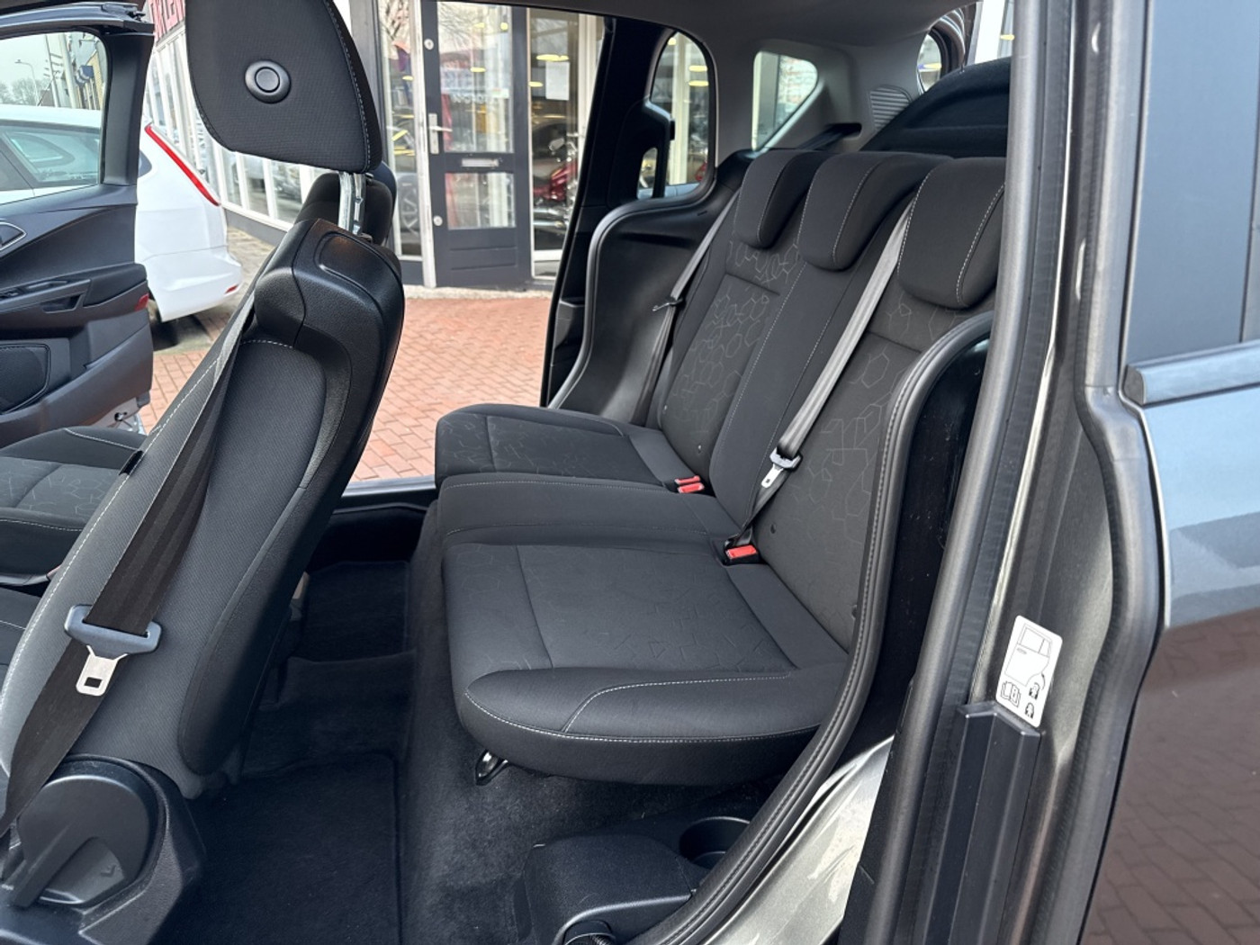 Foto van Ford B-max