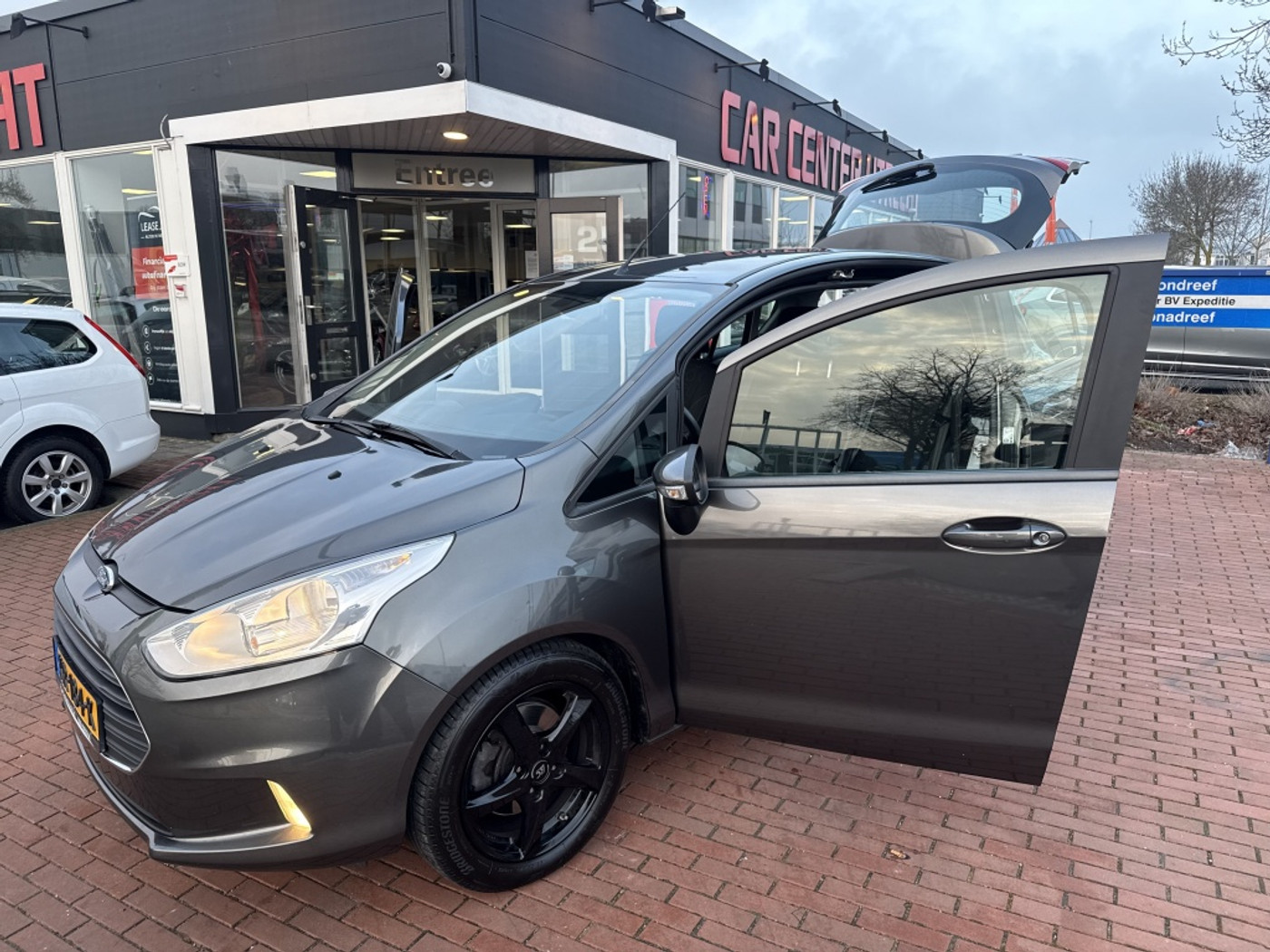 Foto van Ford B-max