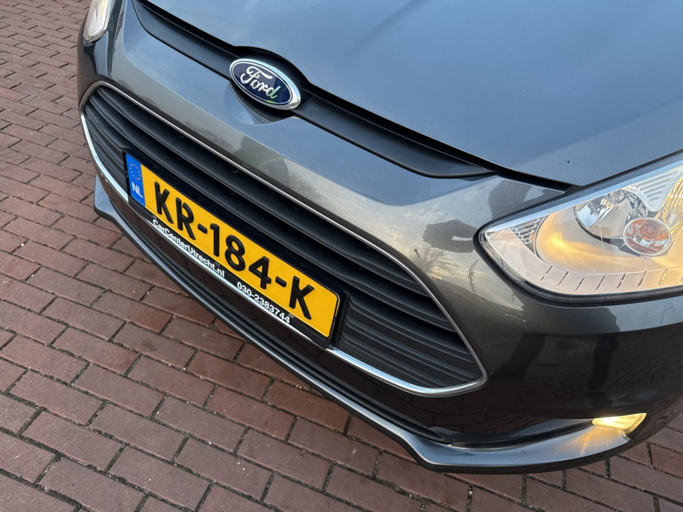 Foto van Ford B-max