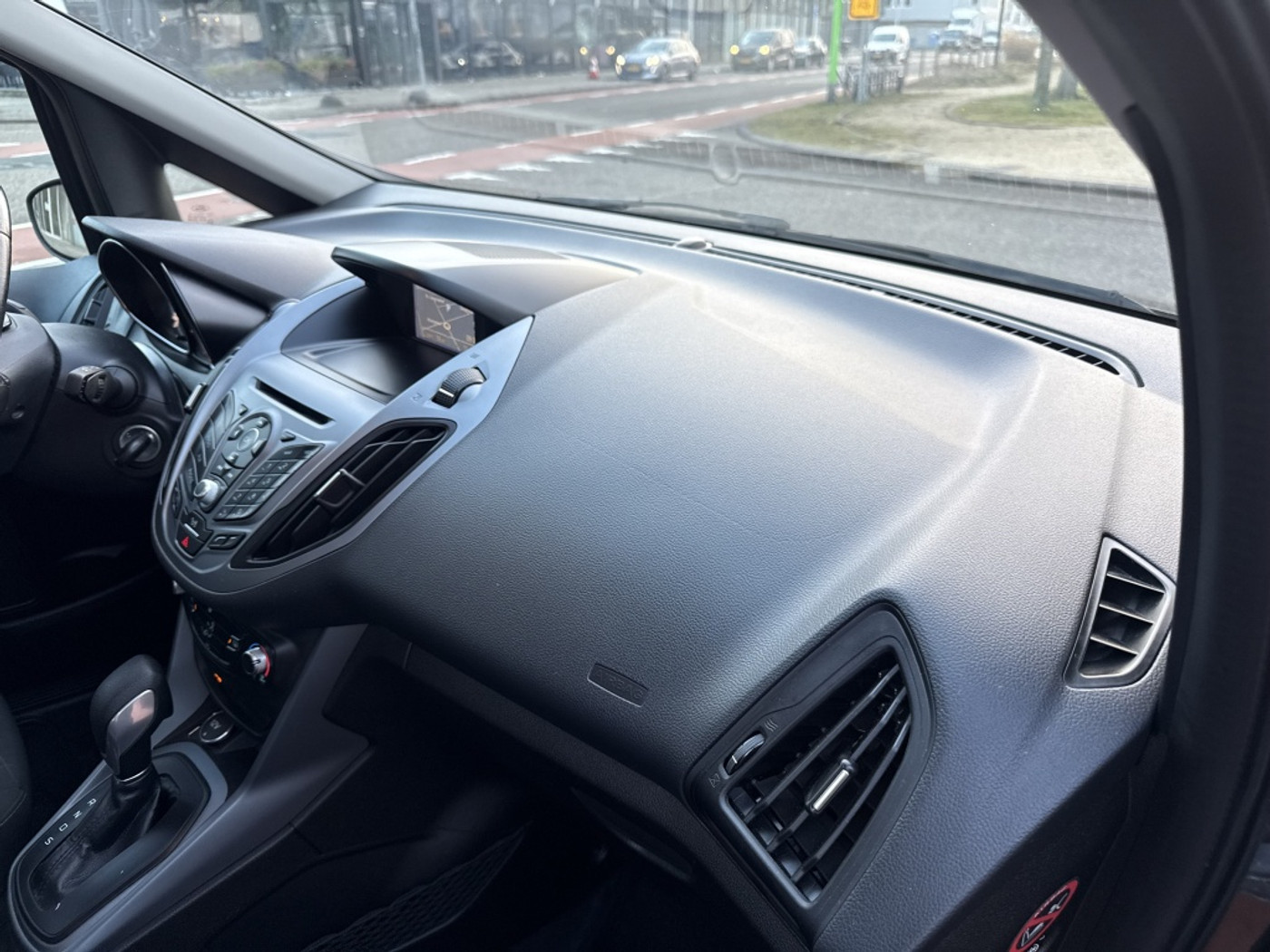 Foto van Ford B-max