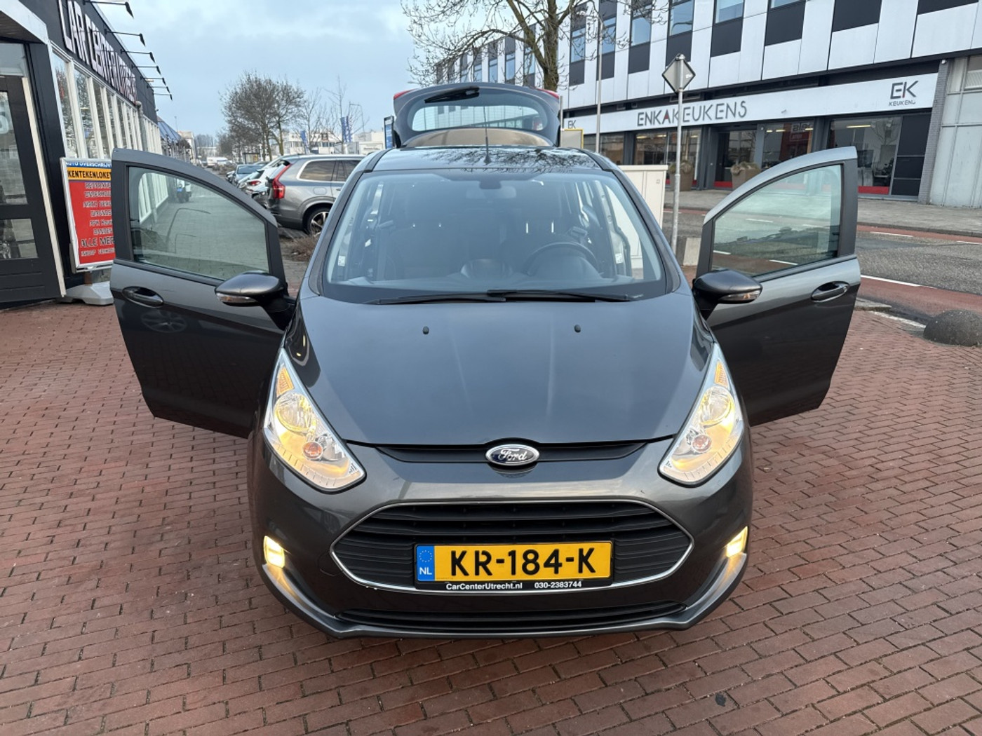 Foto van Ford B-max