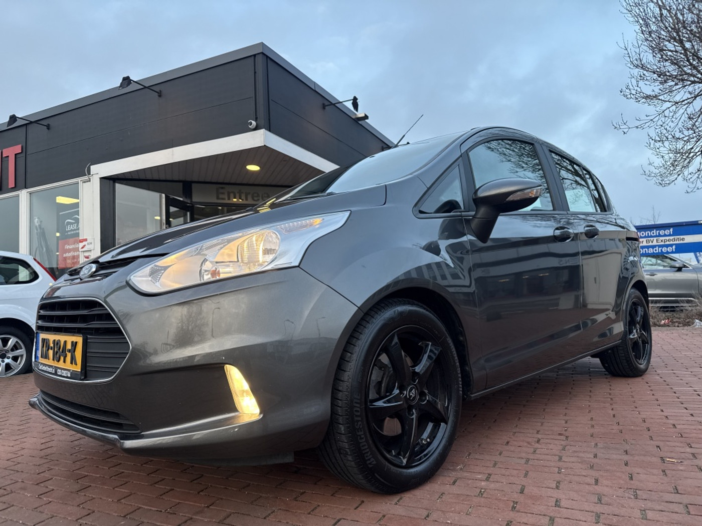 Foto van Ford B-max