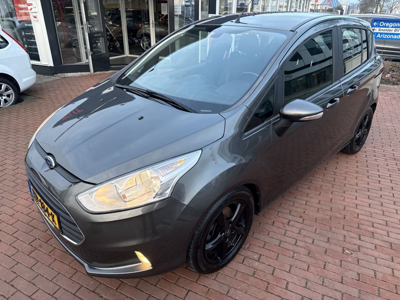 Foto van Ford B-max