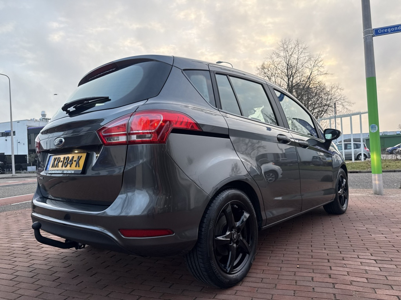 Foto van Ford B-max