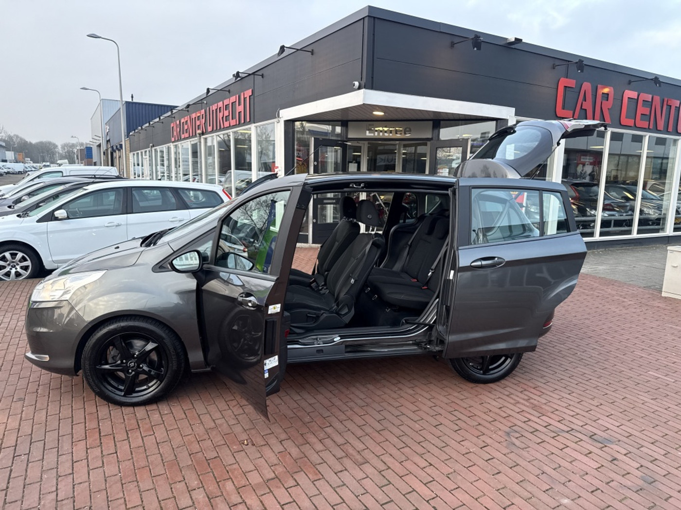 Foto van Ford B-max